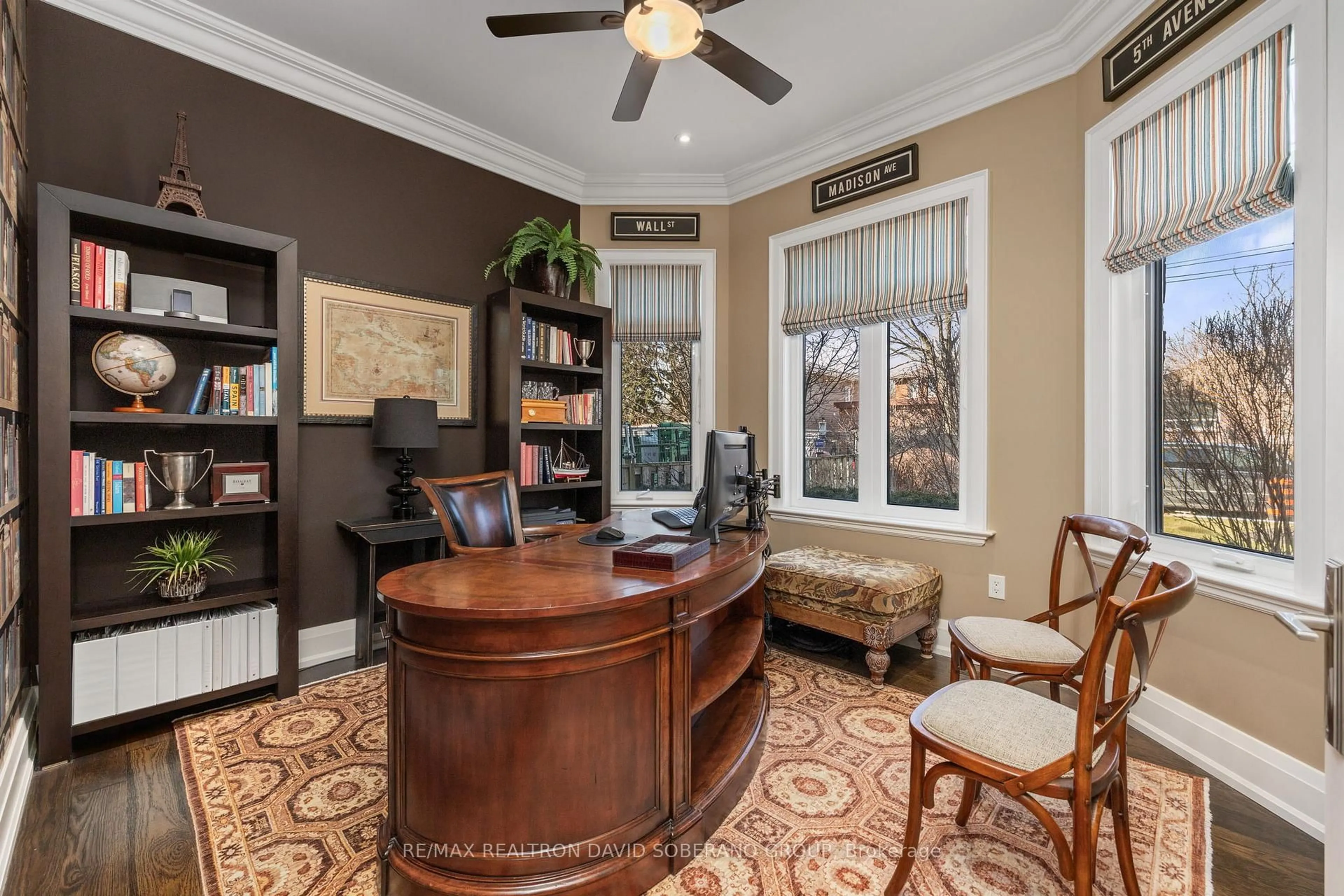 Unknown for 3 Dunsmore Gdns, Toronto Ontario M3H 3M1