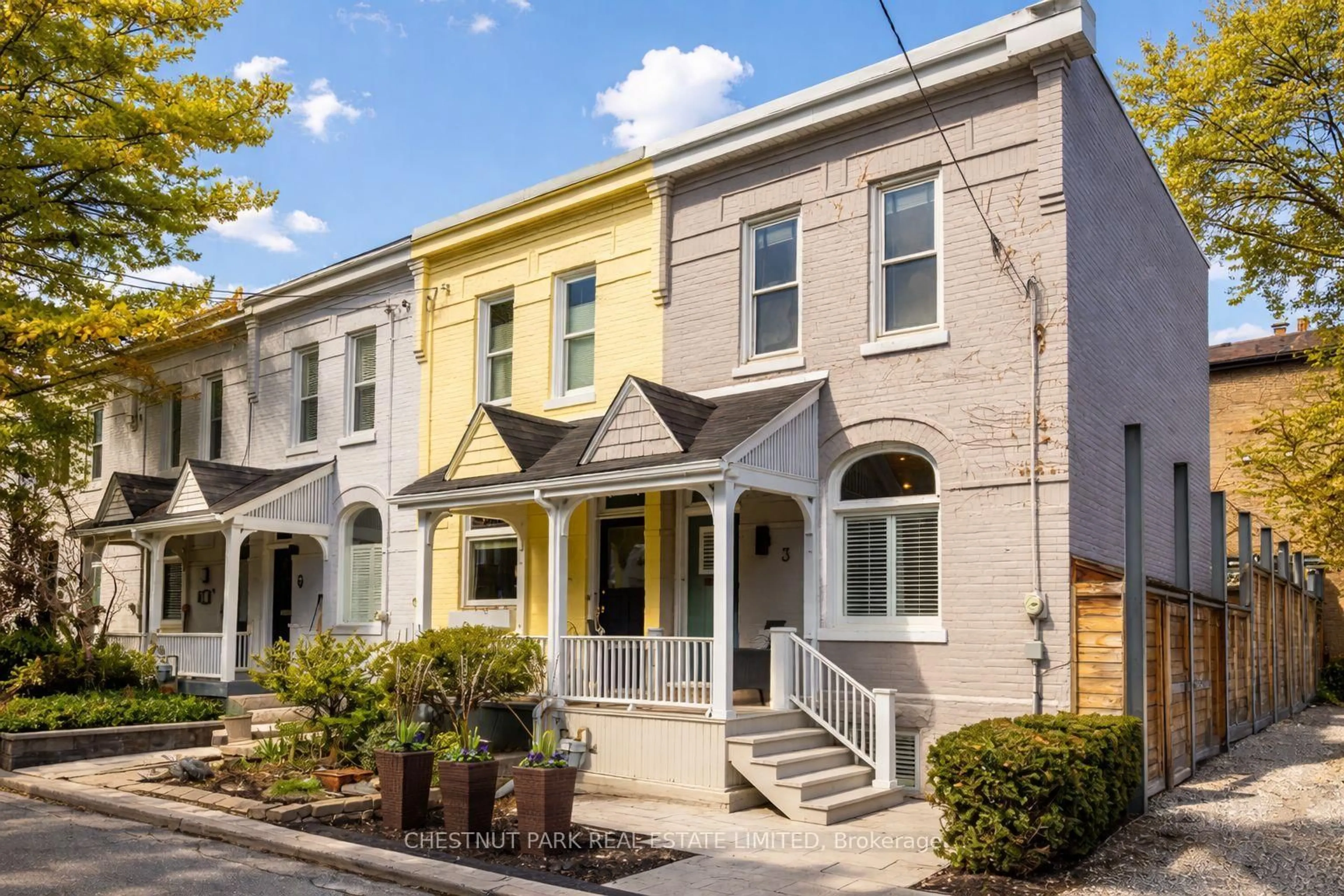 Home with vinyl exterior material, street for 3 Tacoma Ave, Toronto Ontario M4T 2B1