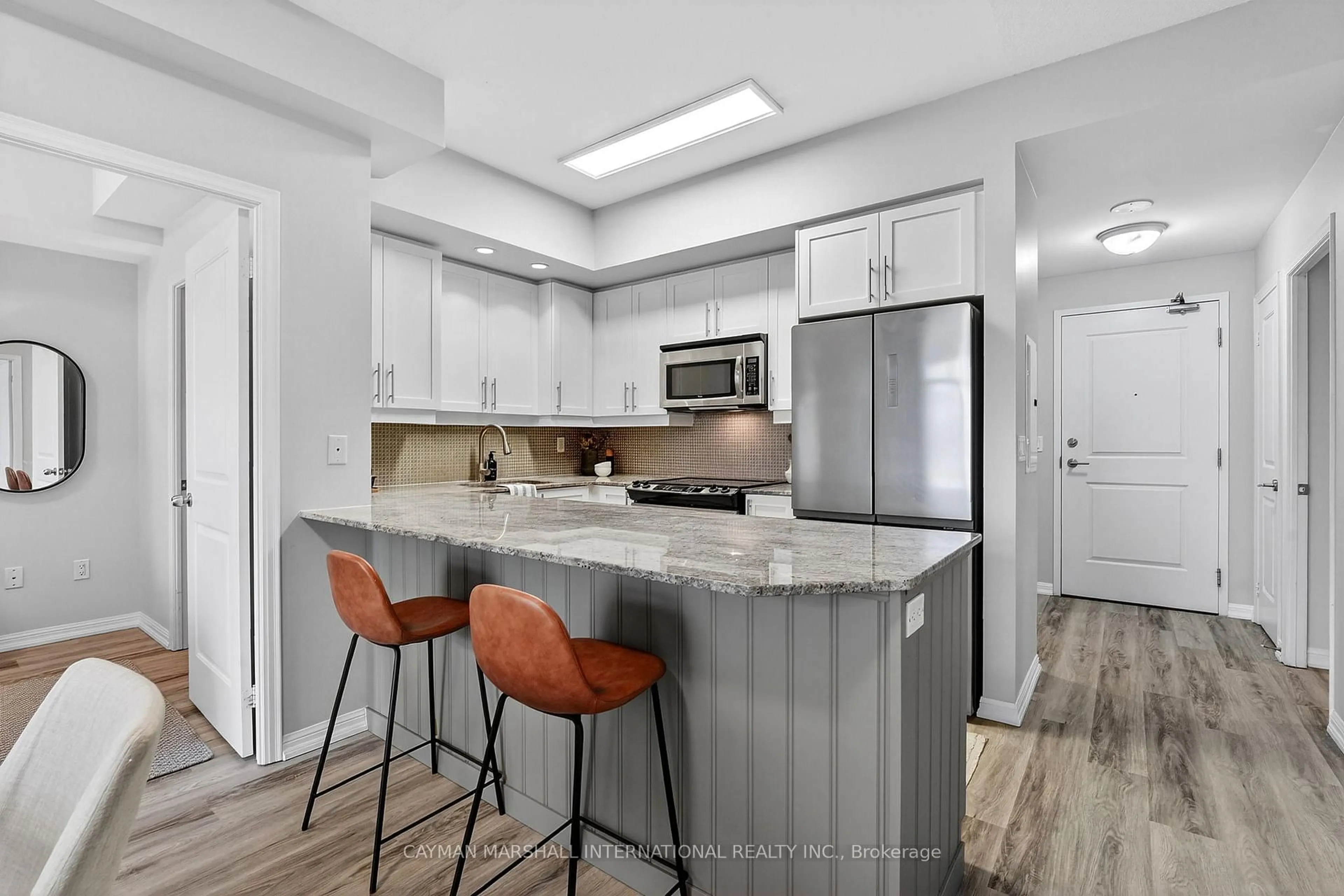Open concept kitchen, ceramic/tile floor for 75 East Liberty St #305, Toronto Ontario M6K 3R3