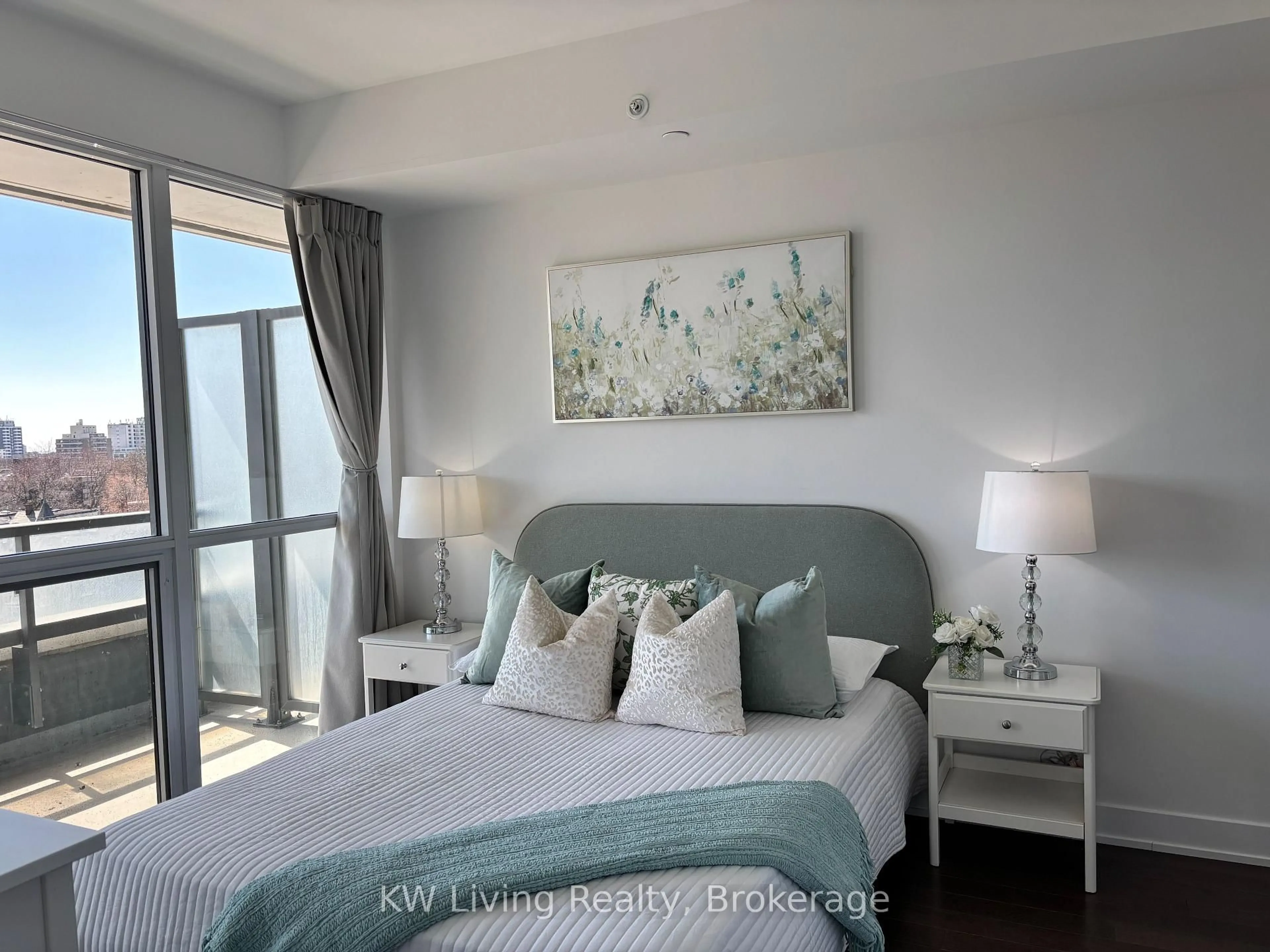 Bedroom with bed, unknown for 181 Bedford Rd #708, Toronto Ontario M5R 0C2