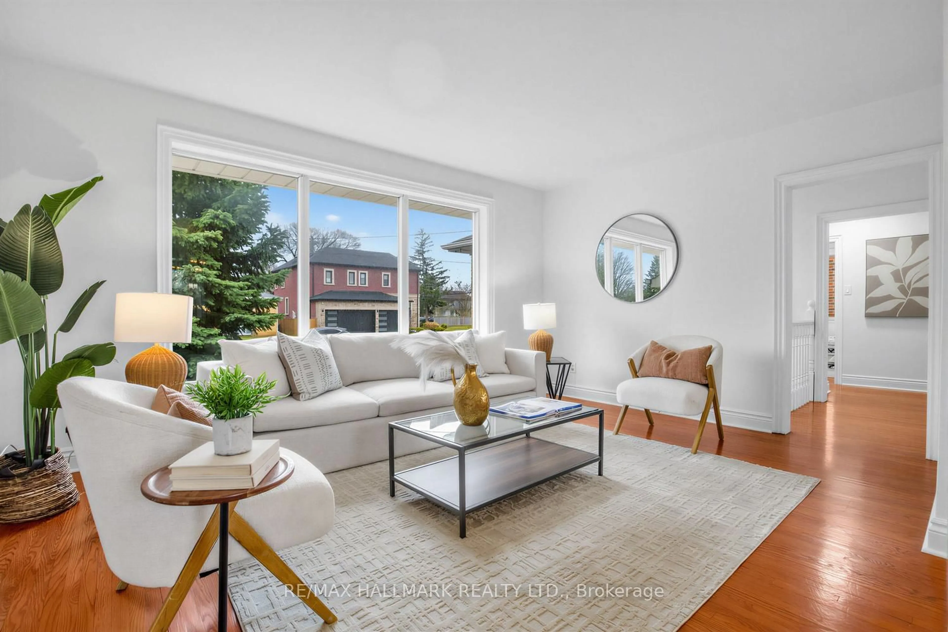 Living room with furniture, unknown for 144 Waterloo Ave, Toronto Ontario M3H 3Y8