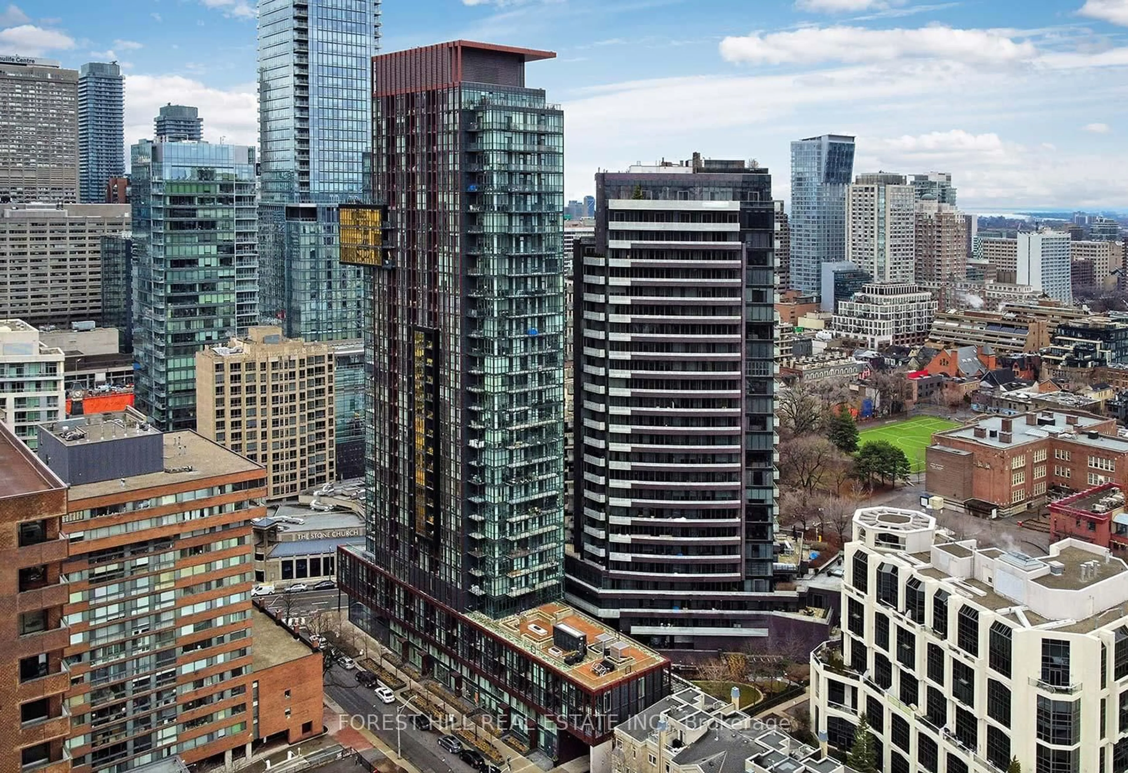 A pic from outside/outdoor area/front of a property/back of a property/a pic from drone, city buildings view from balcony for 32 Davenport Rd #2407, Toronto Ontario M5R 0B5