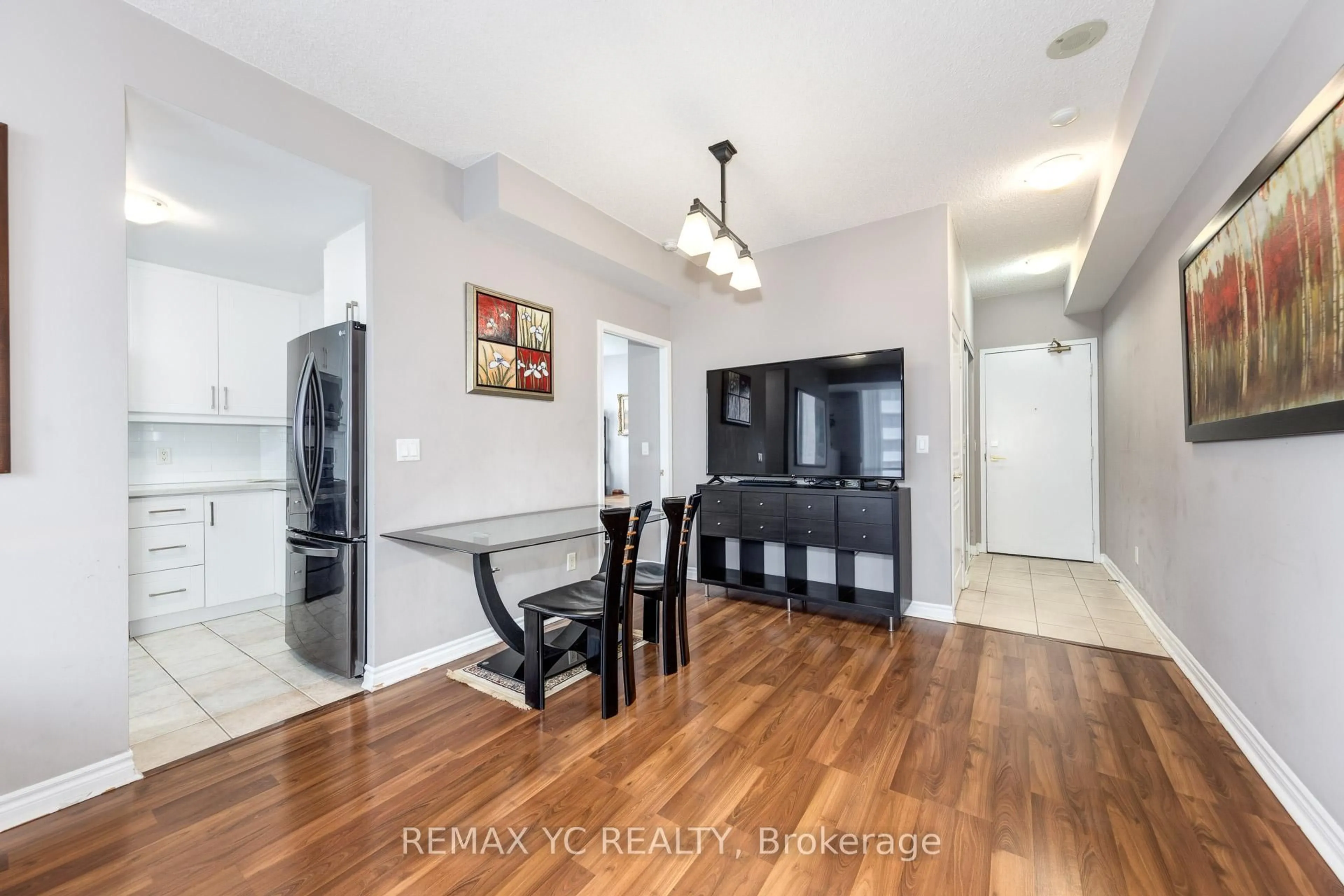 Unknown for 28 Byng Ave #802, Toronto Ontario M2N 7H4