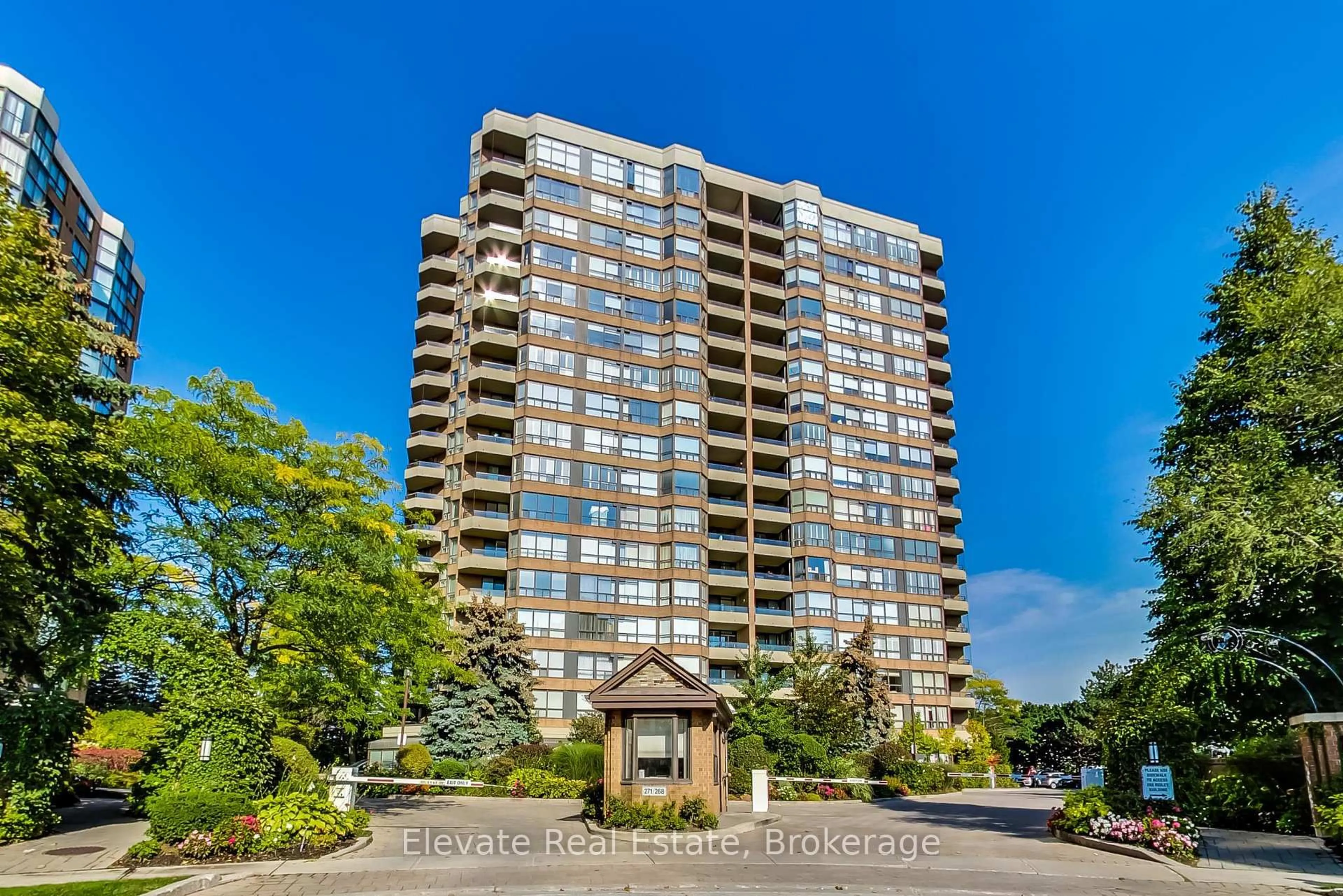 A pic from outside/outdoor area/front of a property/back of a property/a pic from drone, building for 268 Ridley Blvd #317, Toronto Ontario M5M 4N3