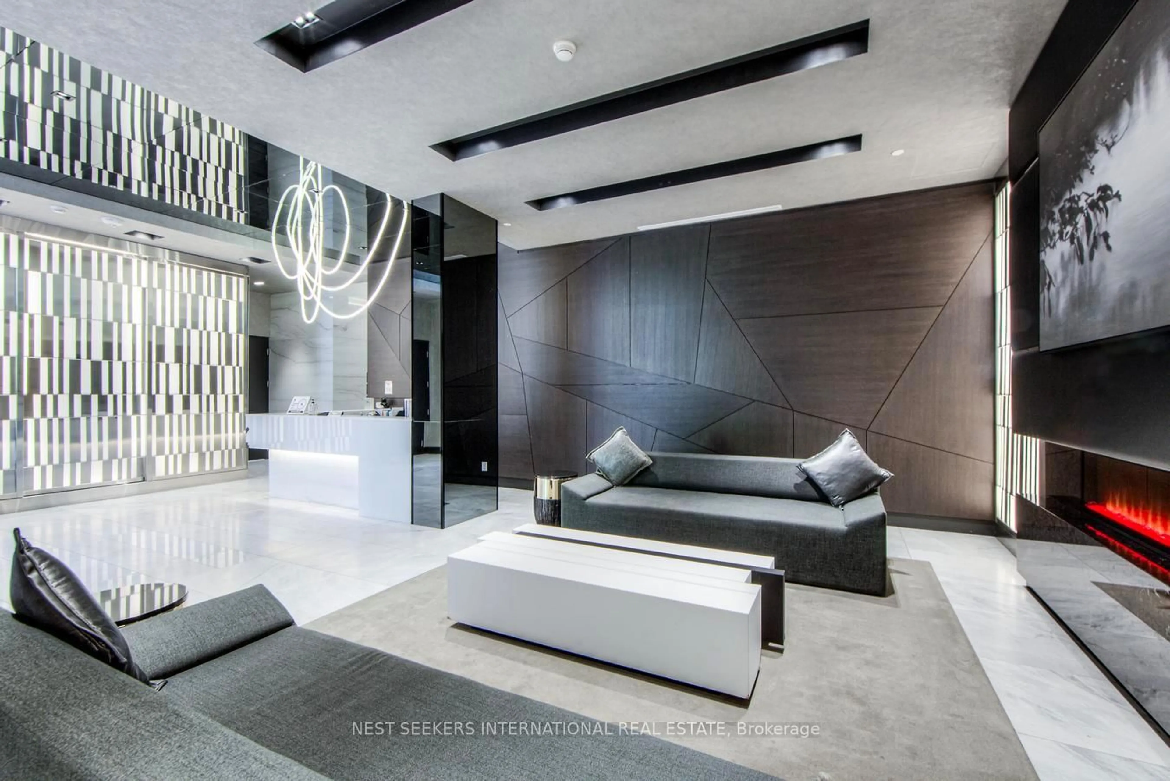 Lobby for 609 Avenue Rd #1410, Toronto Ontario M4V 0B1