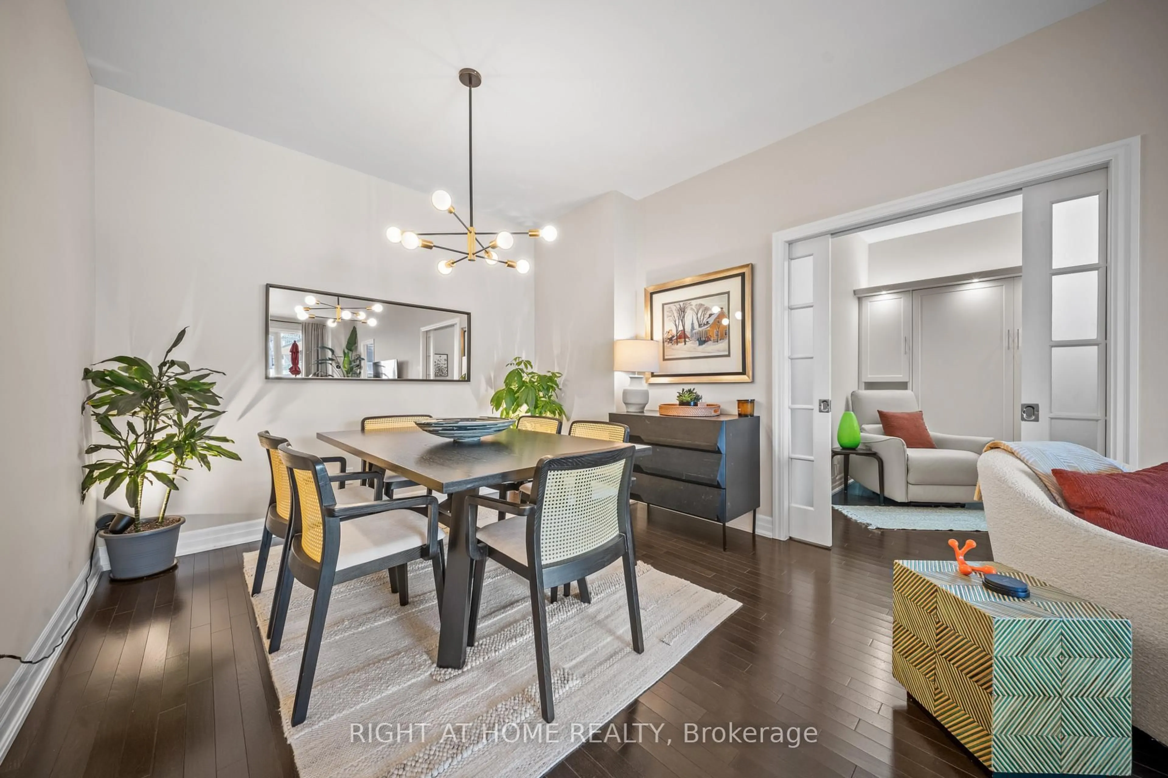 Dining room, wood/laminate floor for 23 Rean Dr #504, Toronto Ontario M2K 0A5