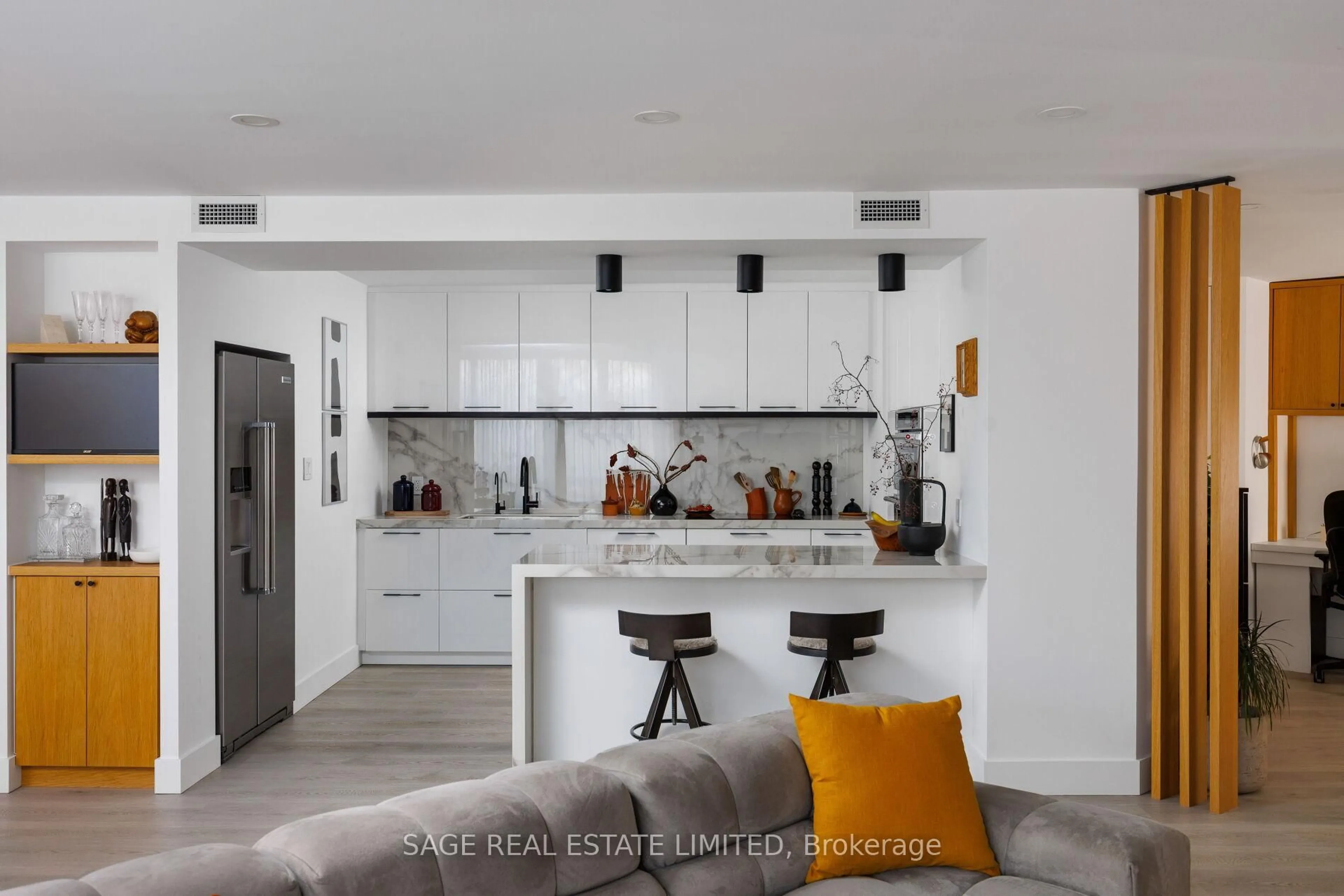 Open concept kitchen, unknown for 245 The Donway #311, Toronto Ontario M3B 3M2