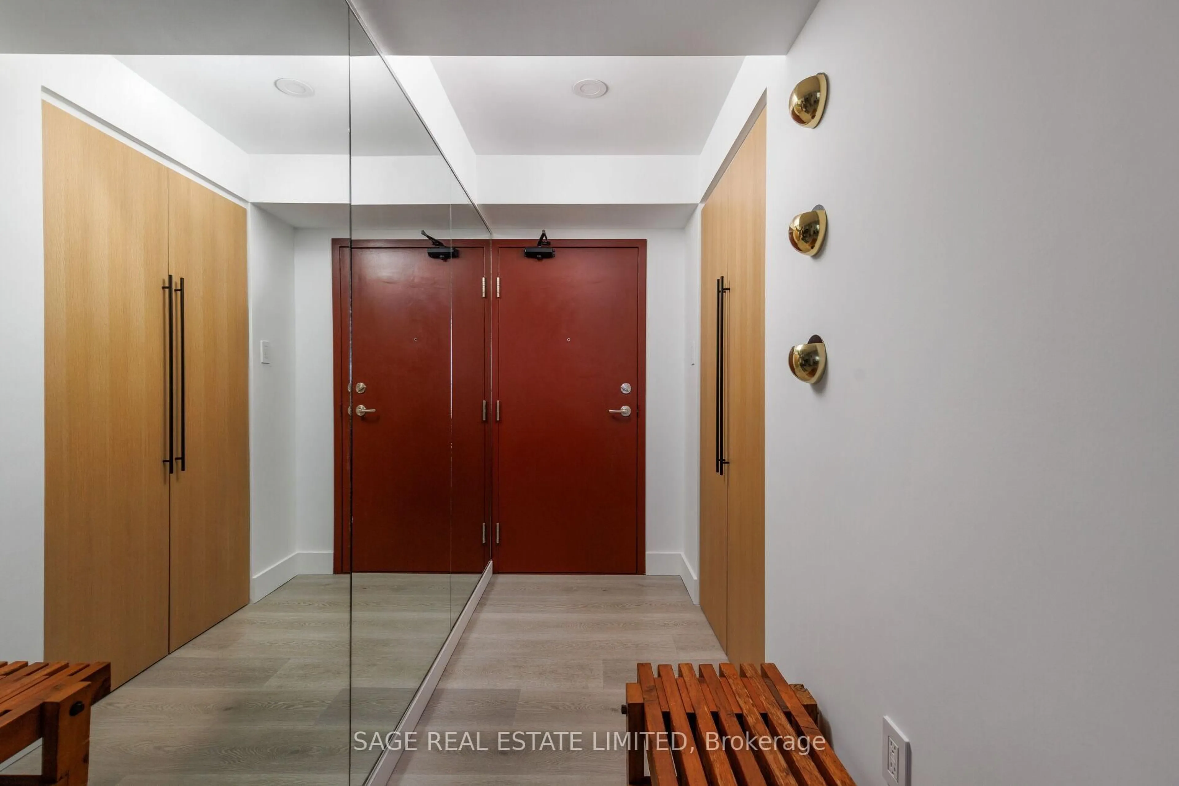 Indoor foyer for 245 The Donway #311, Toronto Ontario M3B 3M2