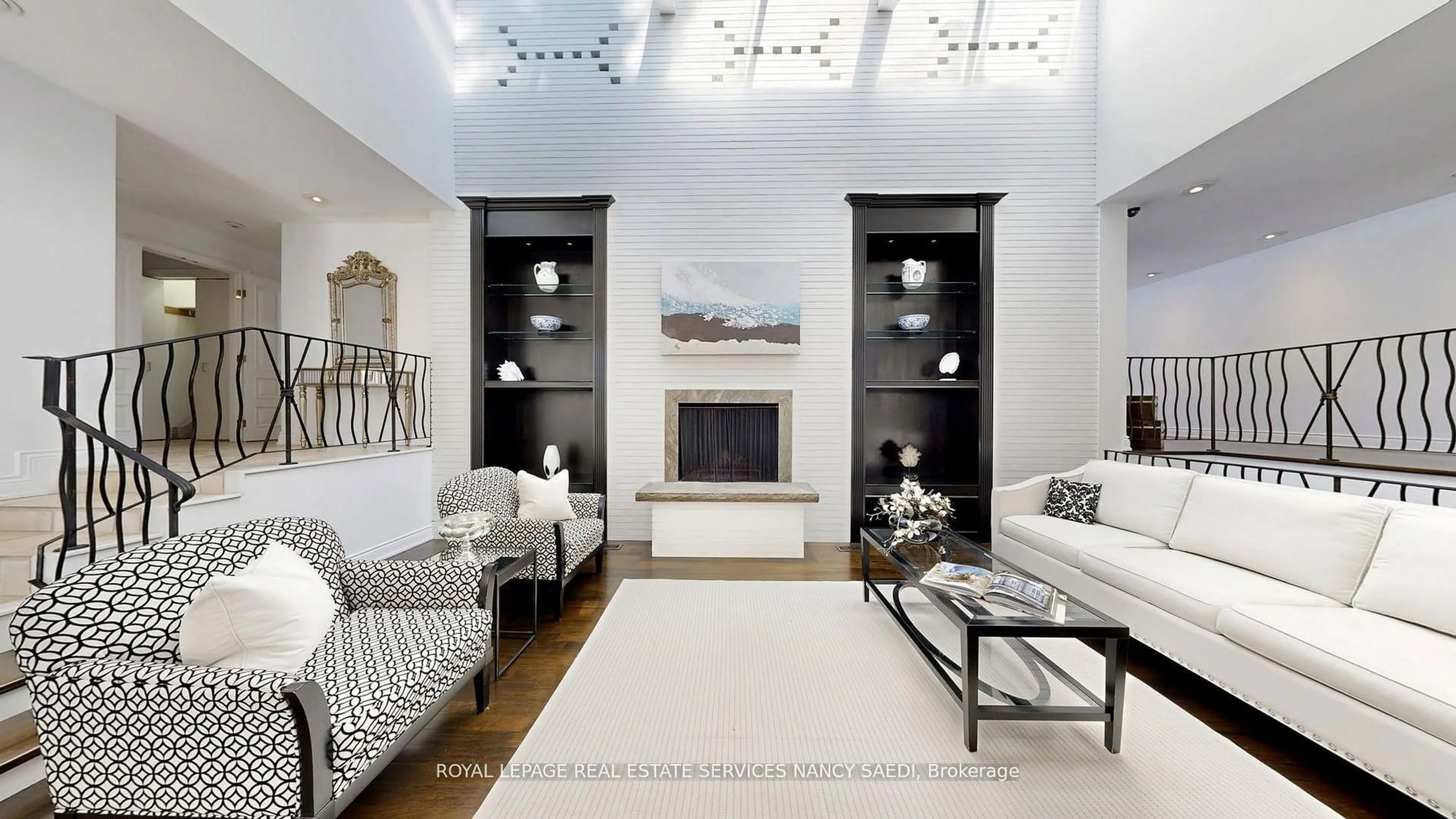 Living room with furniture, ceramic/tile floor for 62 Wimpole Dr, Toronto Ontario M2L 2L3