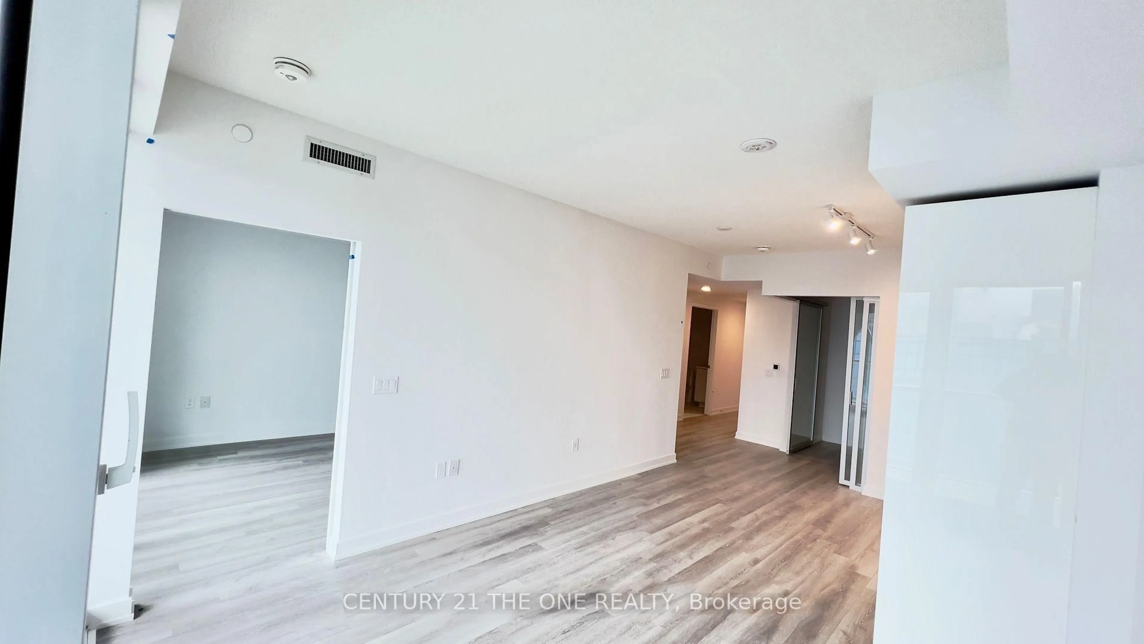 A pic of a room for 230 Simcoe St #2417, Toronto Ontario M5T 1T4