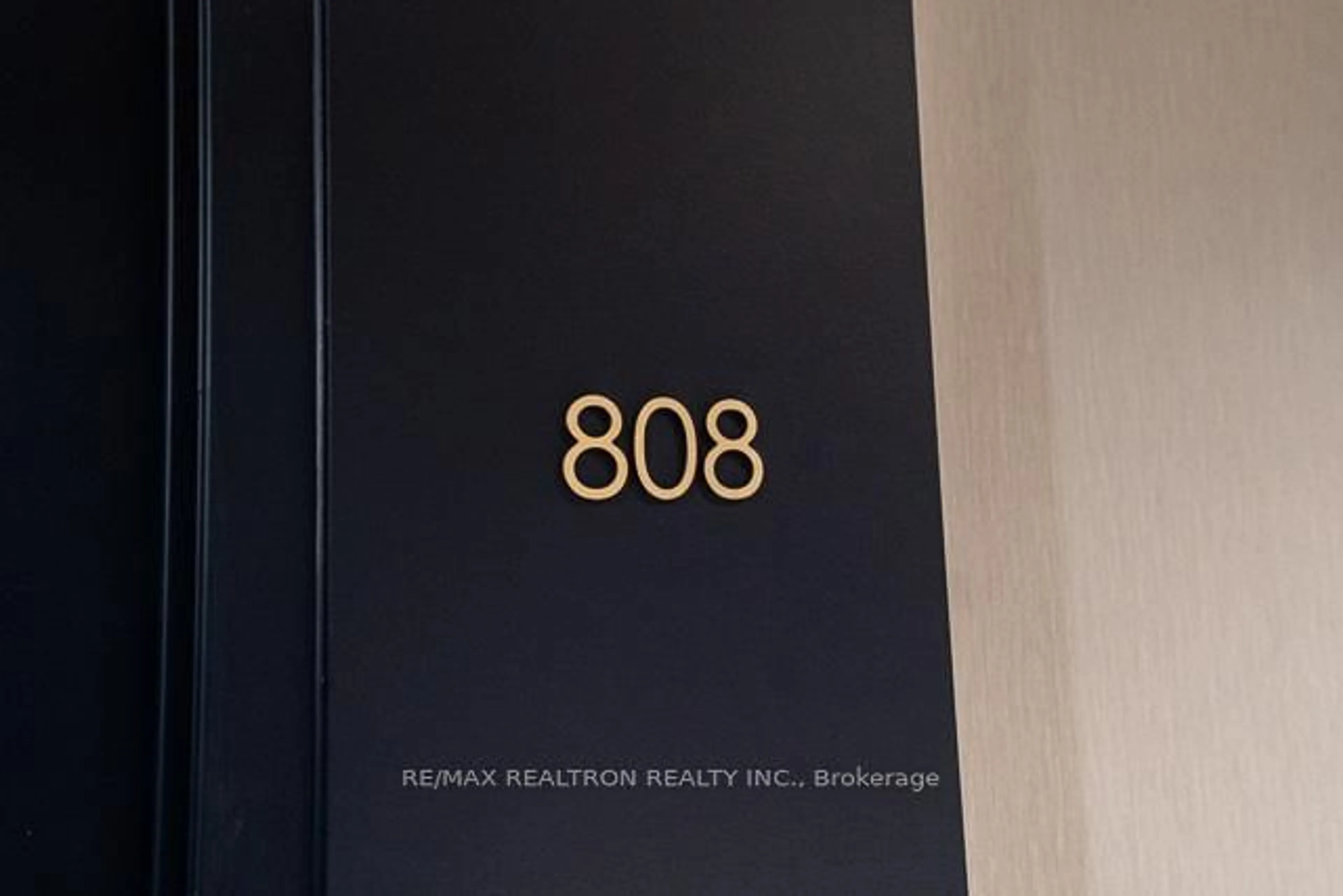 Unknown for 18 Yonge St #808, Toronto Ontario M5E 1Z8