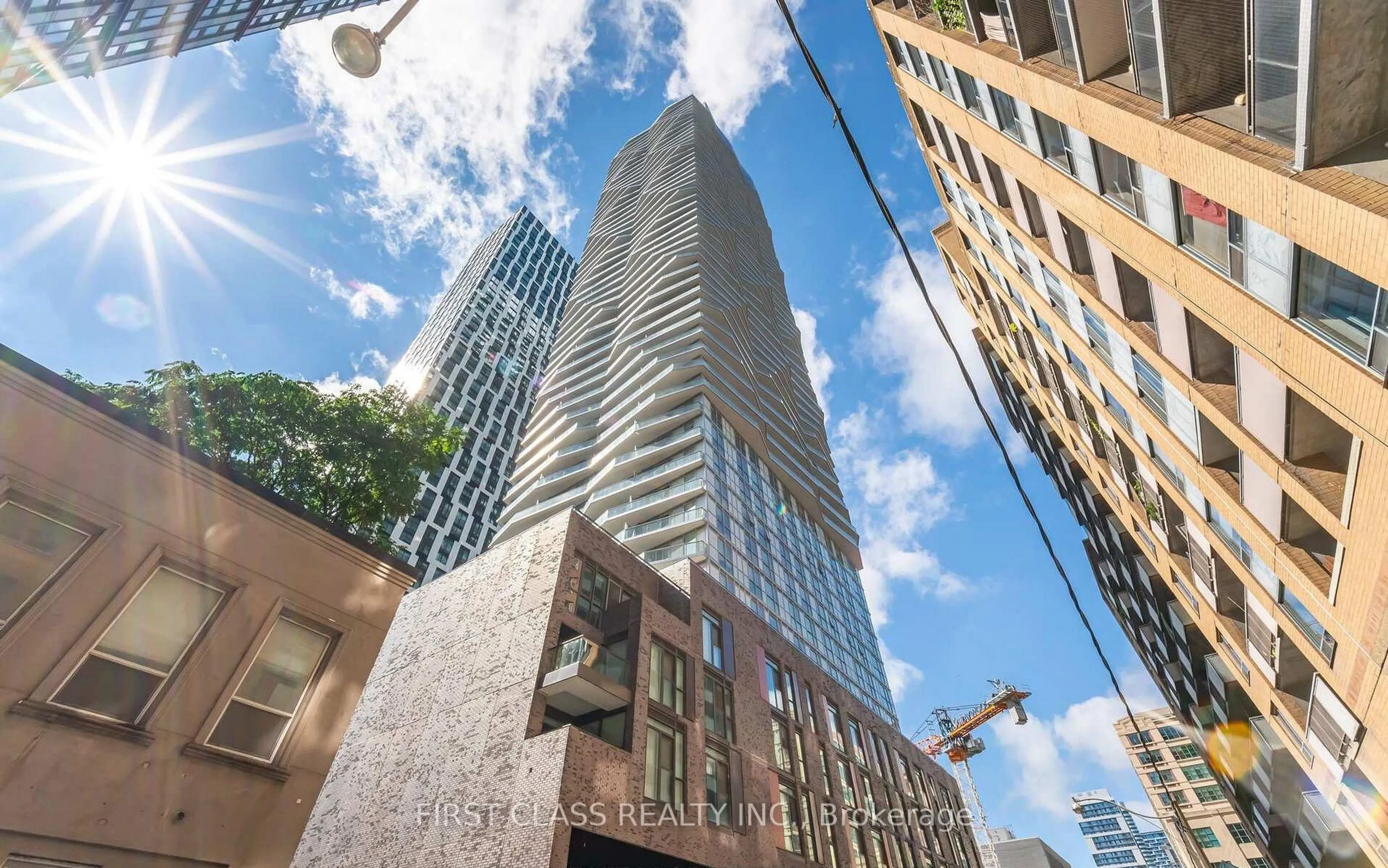 Patio, building for 100 Dalhousie St #3604, Toronto Ontario M5B 0C7