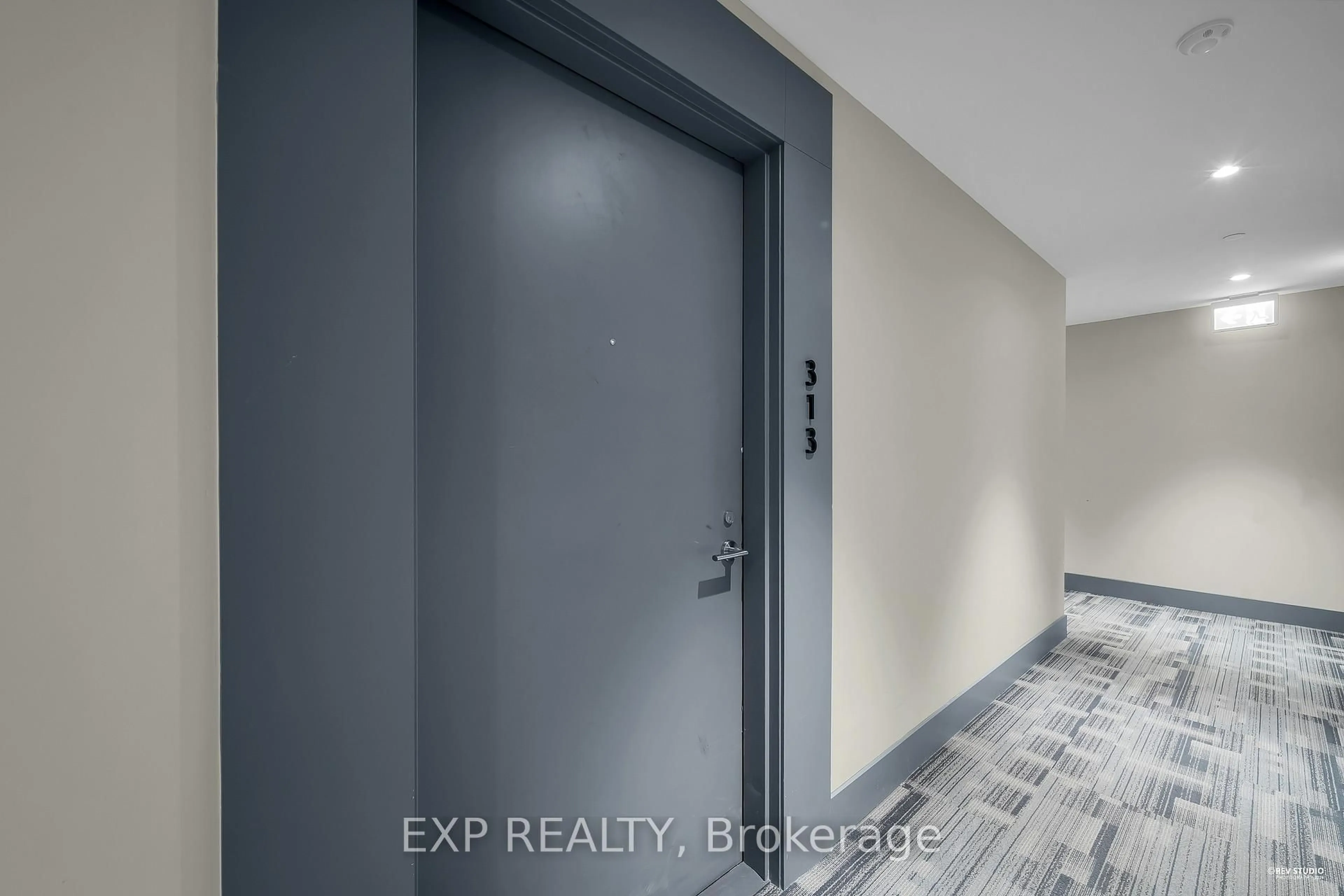 Indoor entryway for 50 Oneil Rd #313, Toronto Ontario M3C 0R2