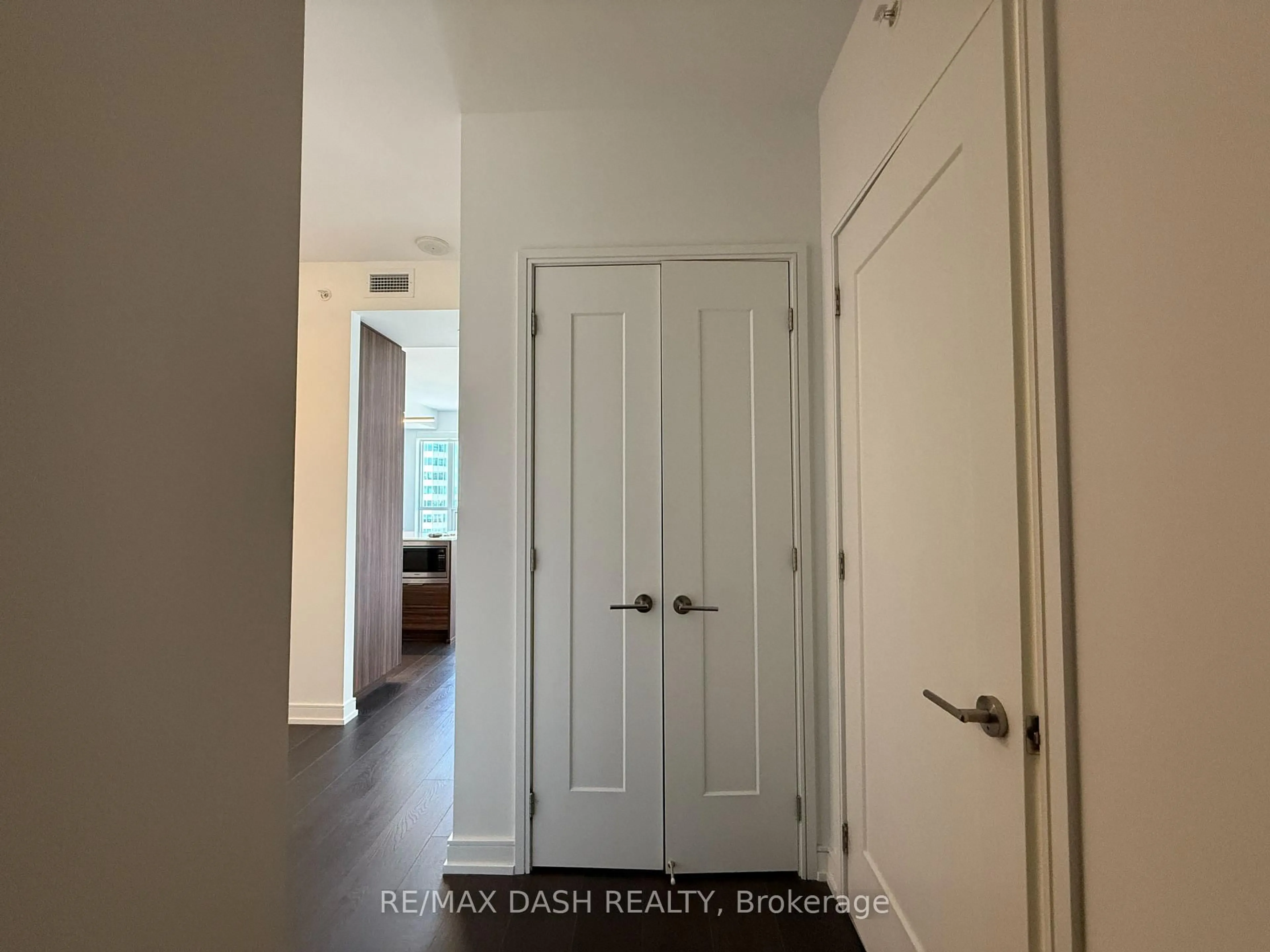 Unknown for 88 Scott St #2501, Toronto Ontario M5E 0A9