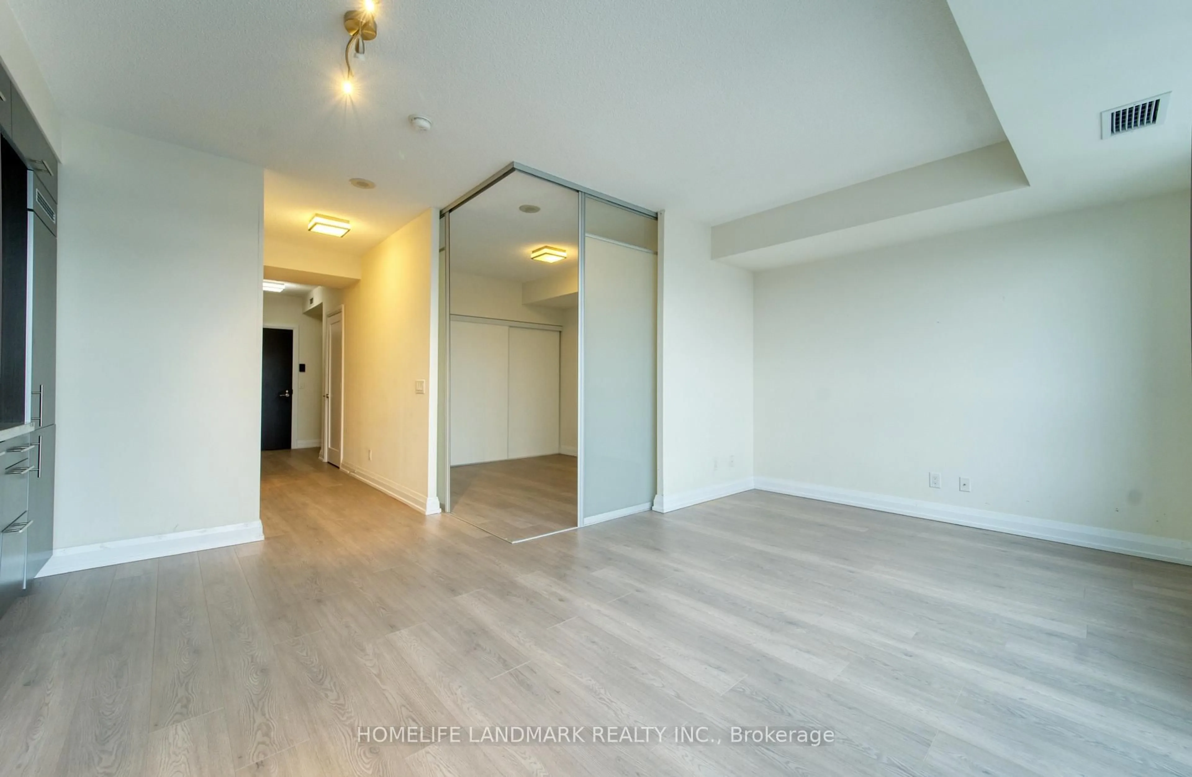 Unknown for 2 Anndale Dr #2009, Toronto Ontario M2N 0G5