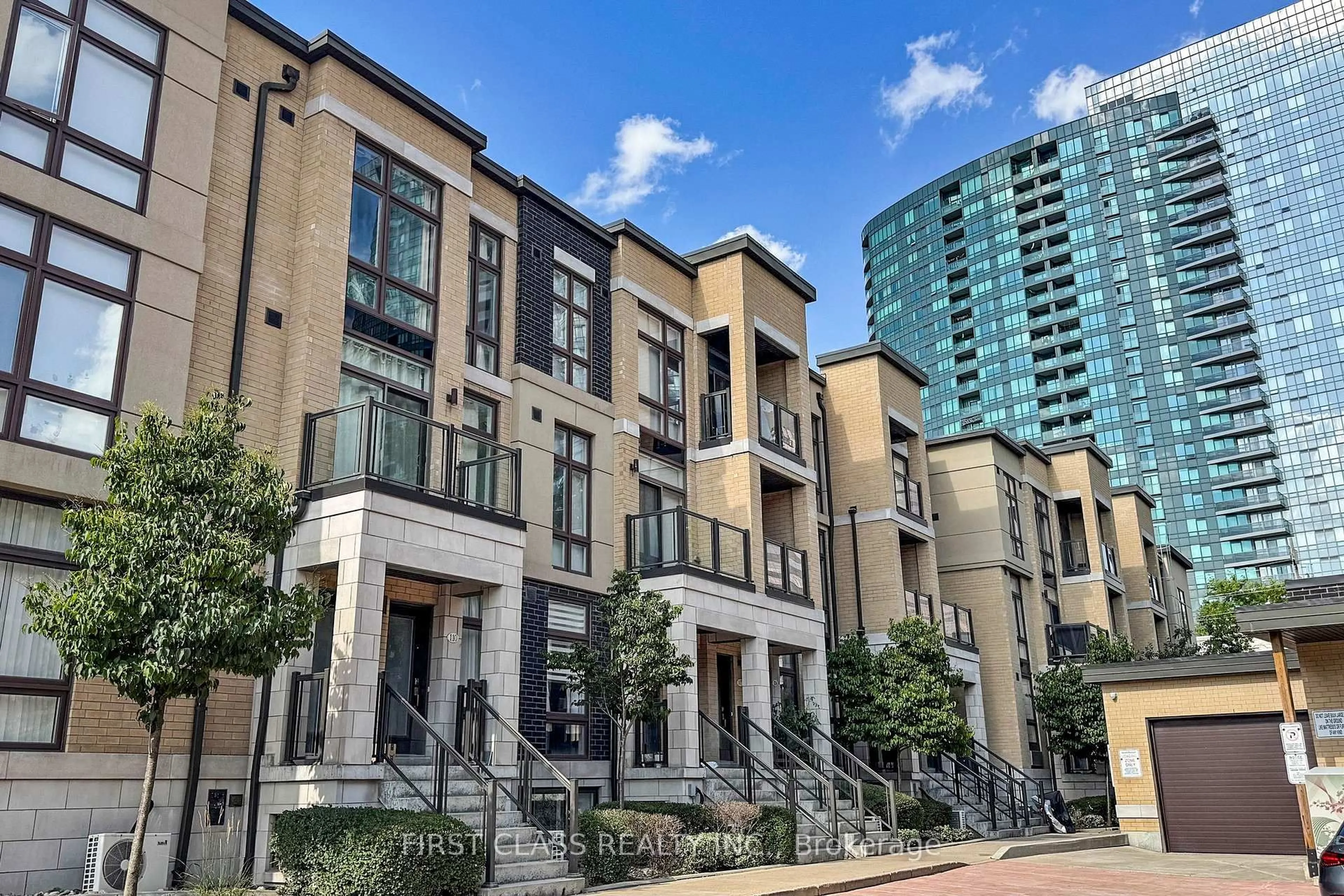 Patio, city buildings view from balcony for 23 Eldora Ave #79, Toronto Ontario M2M 1R3