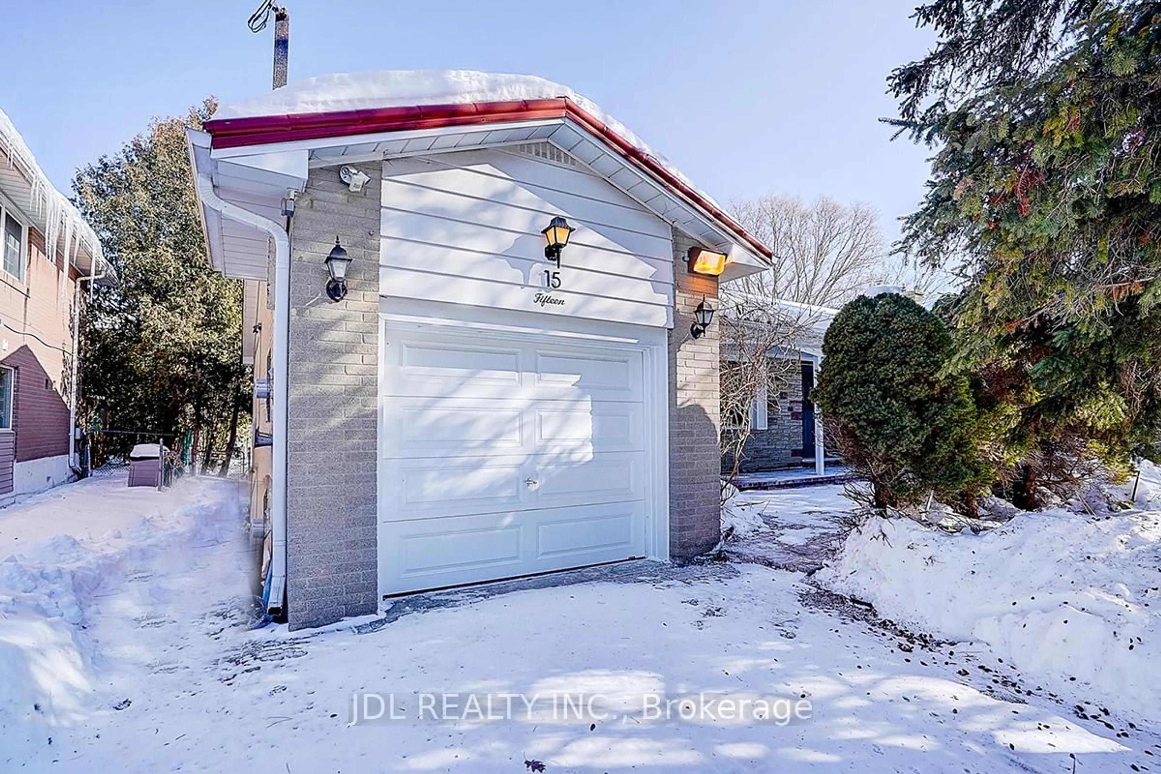 Unknown for 15 Crossburn Dr, Toronto Ontario M3B 2Z3