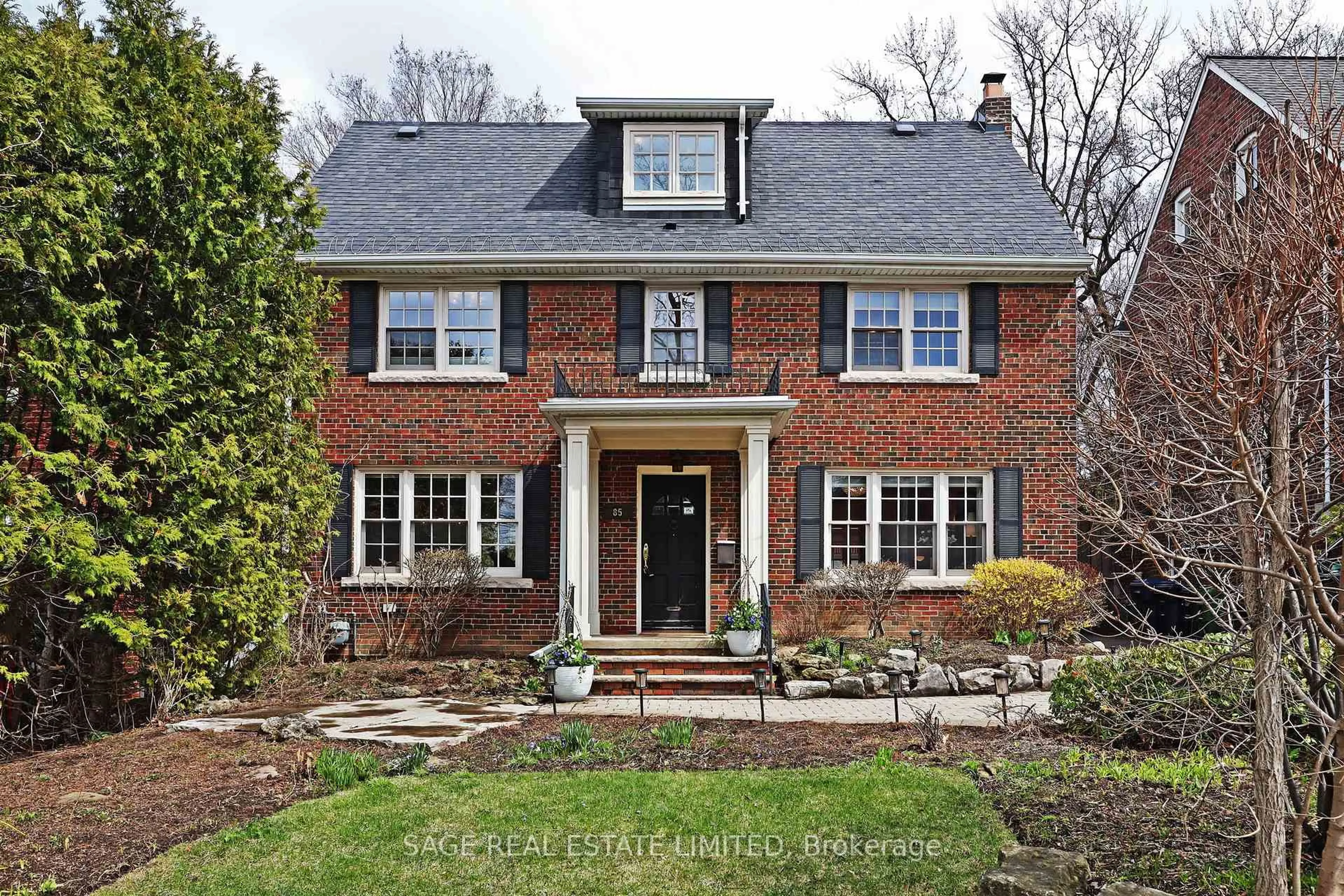 Home with brick exterior material, street for 85 Weybourne Cres, Toronto Ontario M4N 2R6