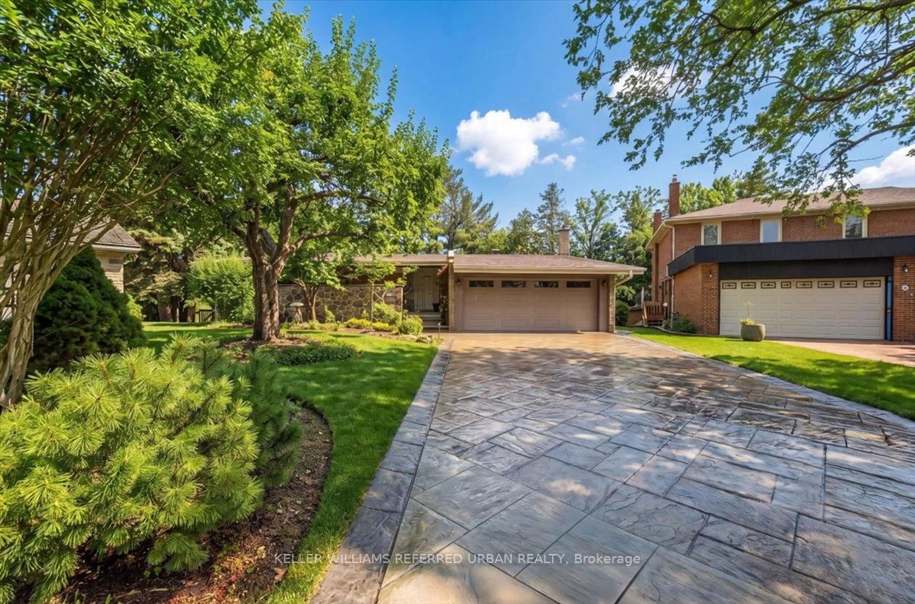 Unknown for 31 Janus Crt, Toronto Ontario M2H 1S3