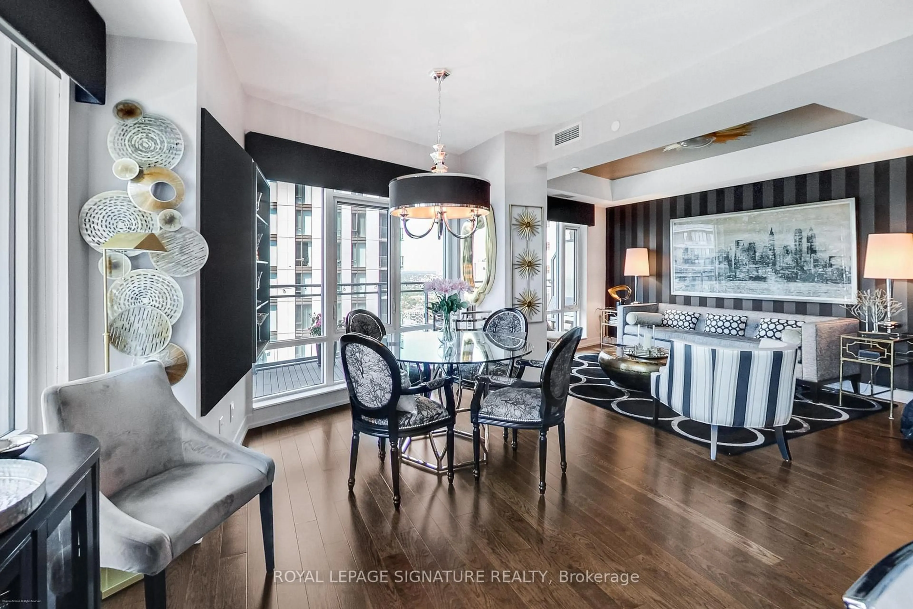 Dining room, unknown for 21 Widmer St #3711, Toronto Ontario M5V 0B8