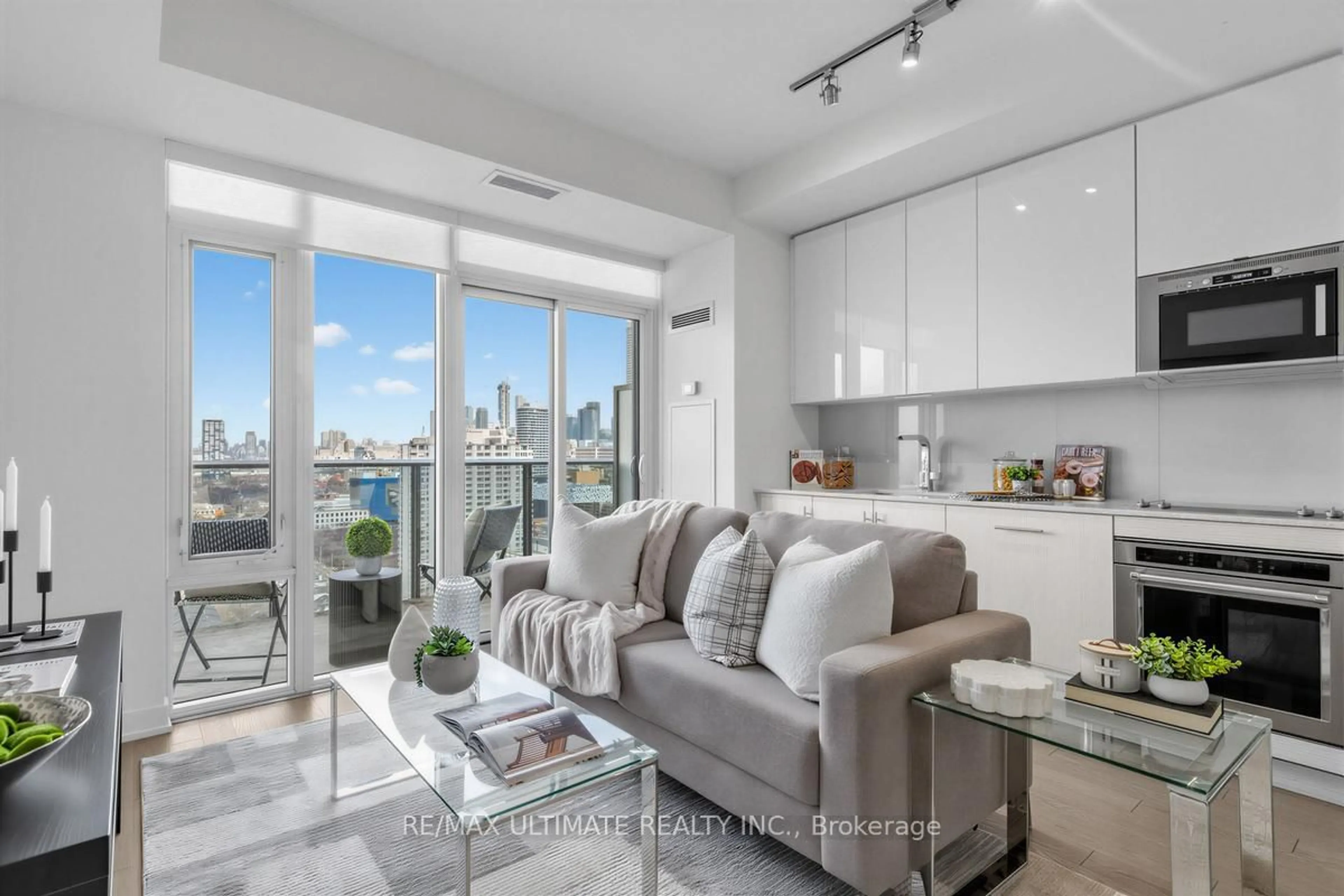 Living room with furniture, unknown for 330 Richmond St #2508, Toronto Ontario M5V 1X2