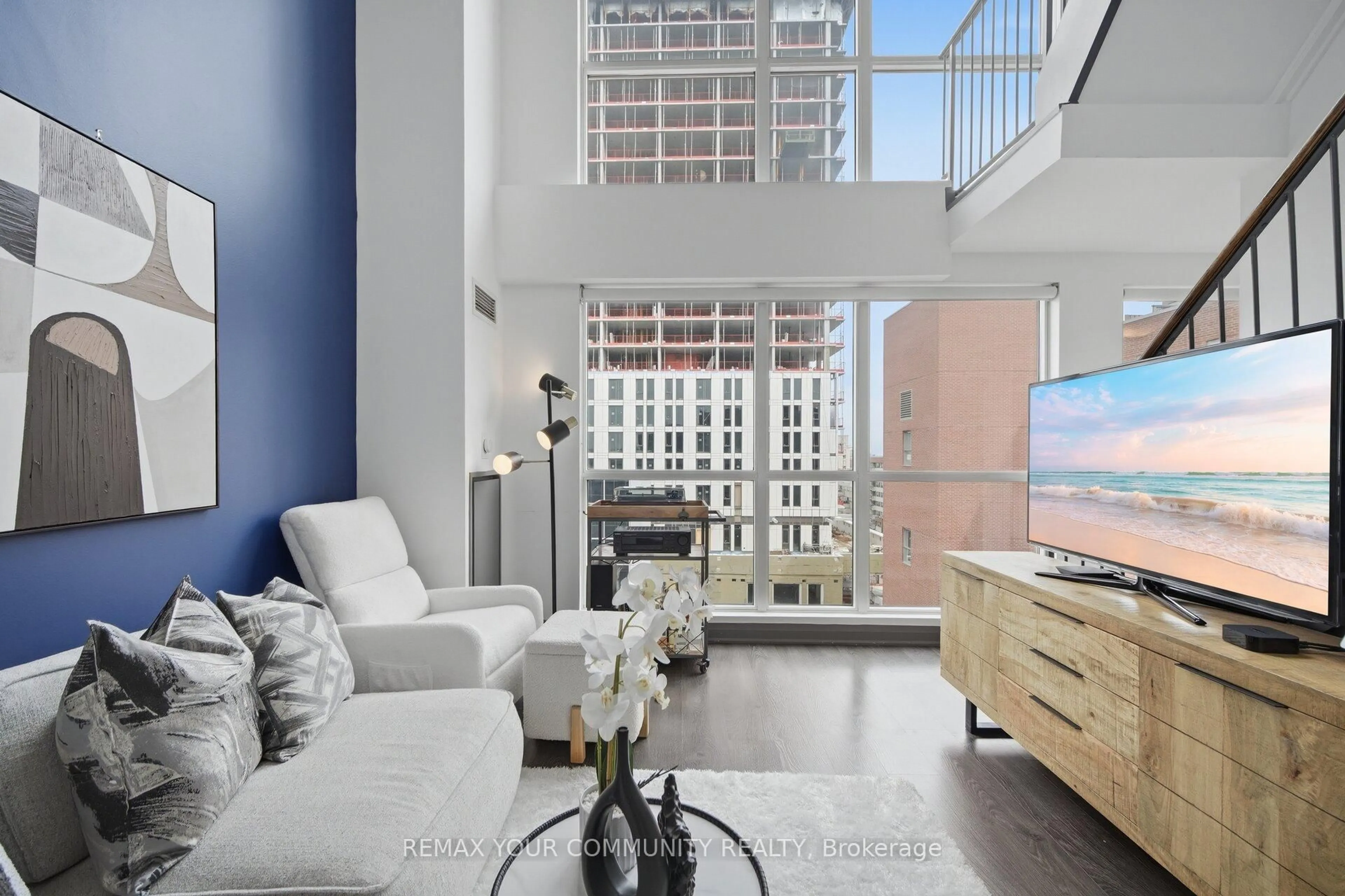 Living room with furniture, unknown for 18 Merton St #PH1114, Toronto Ontario M4S 3G9