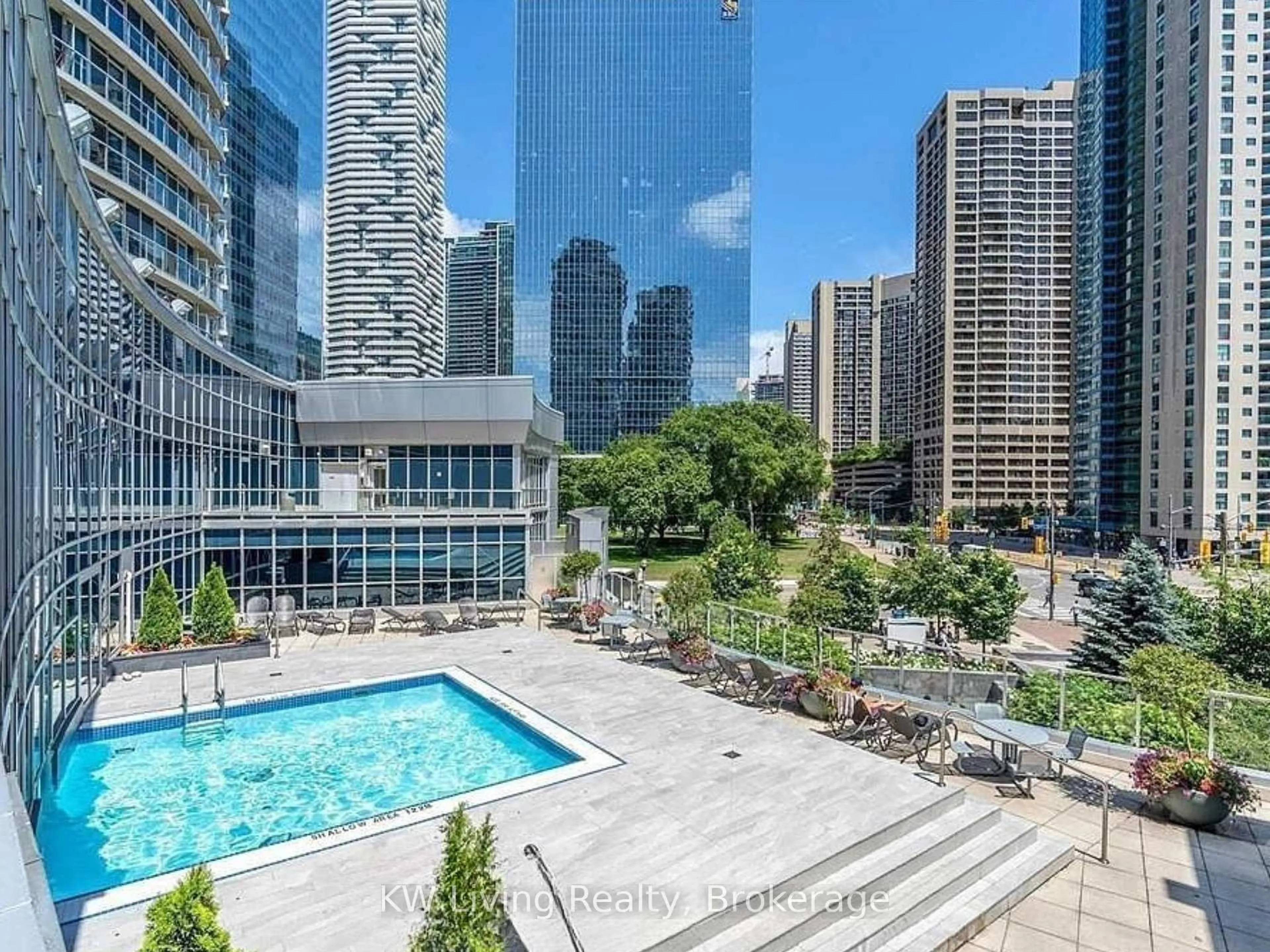 Pool for 208 Queens Quay #2111, Toronto Ontario M5J 2Y5