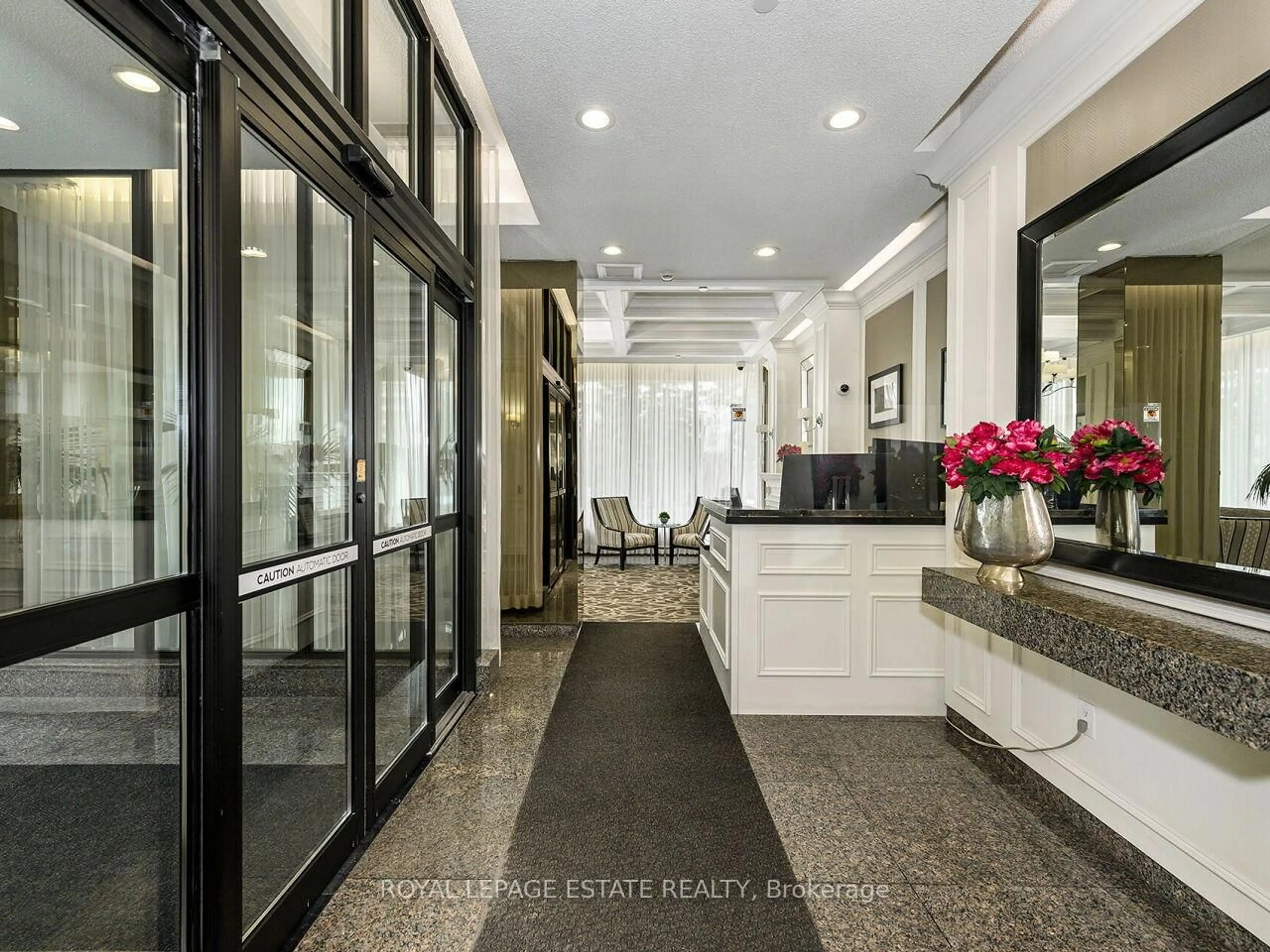 Indoor foyer for 75 Graydon Hall Manr #PH05, Toronto Ontario M3A 3M5