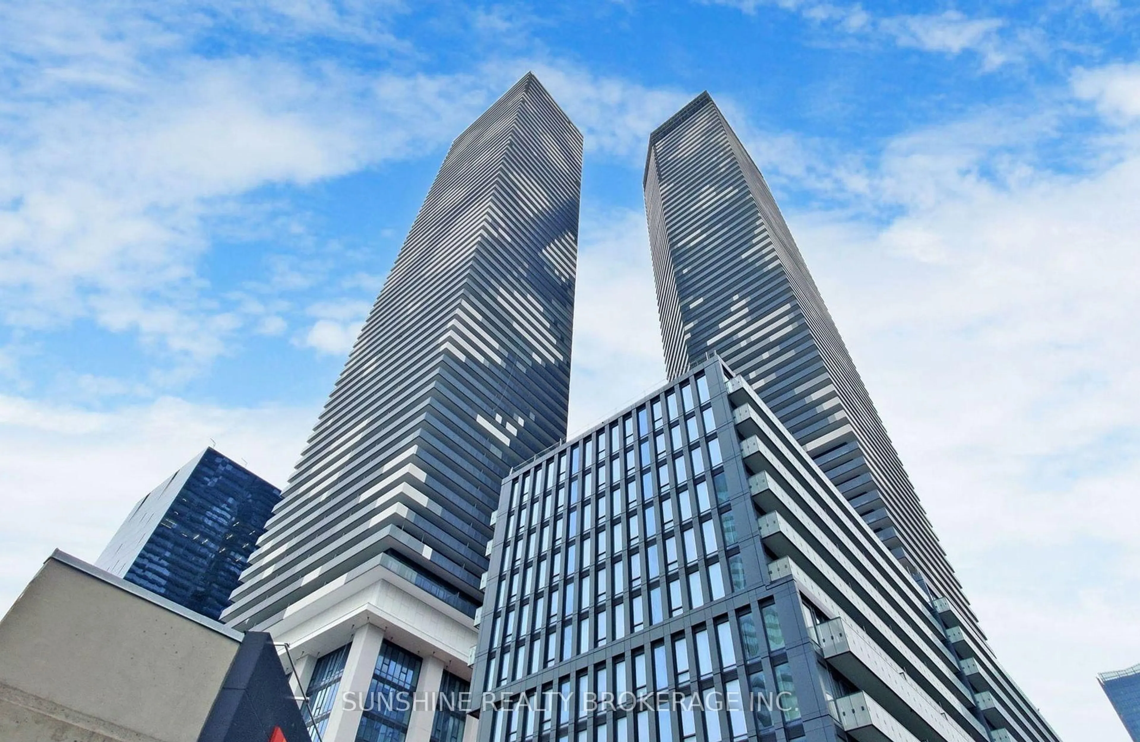 Unknown for 138 Downes St #PH112, Toronto Ontario M5E 0E4