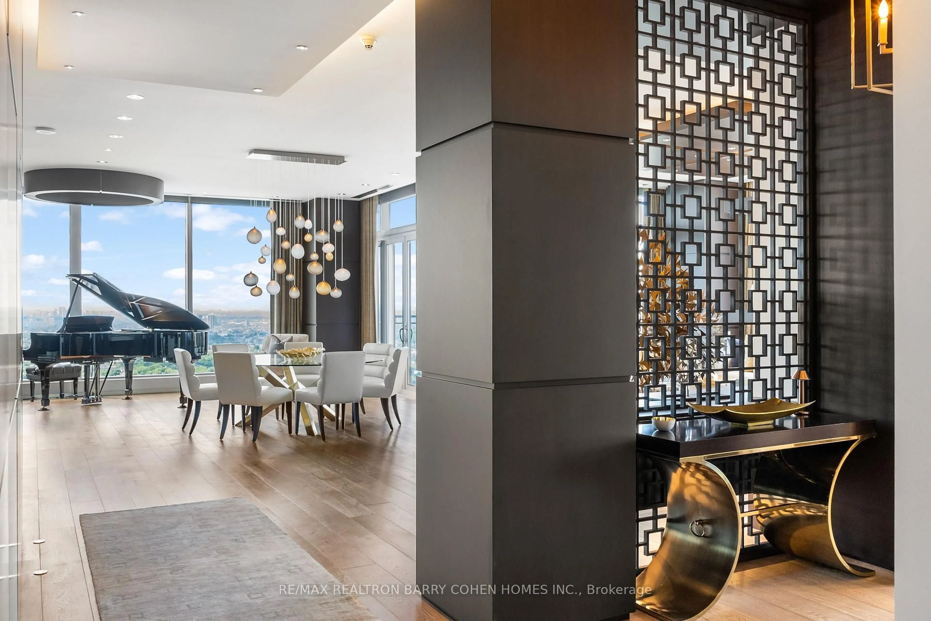 Dining room, ceramic/tile floor for 50 Yorkville Ave #4501, Toronto Ontario M4W 0A3