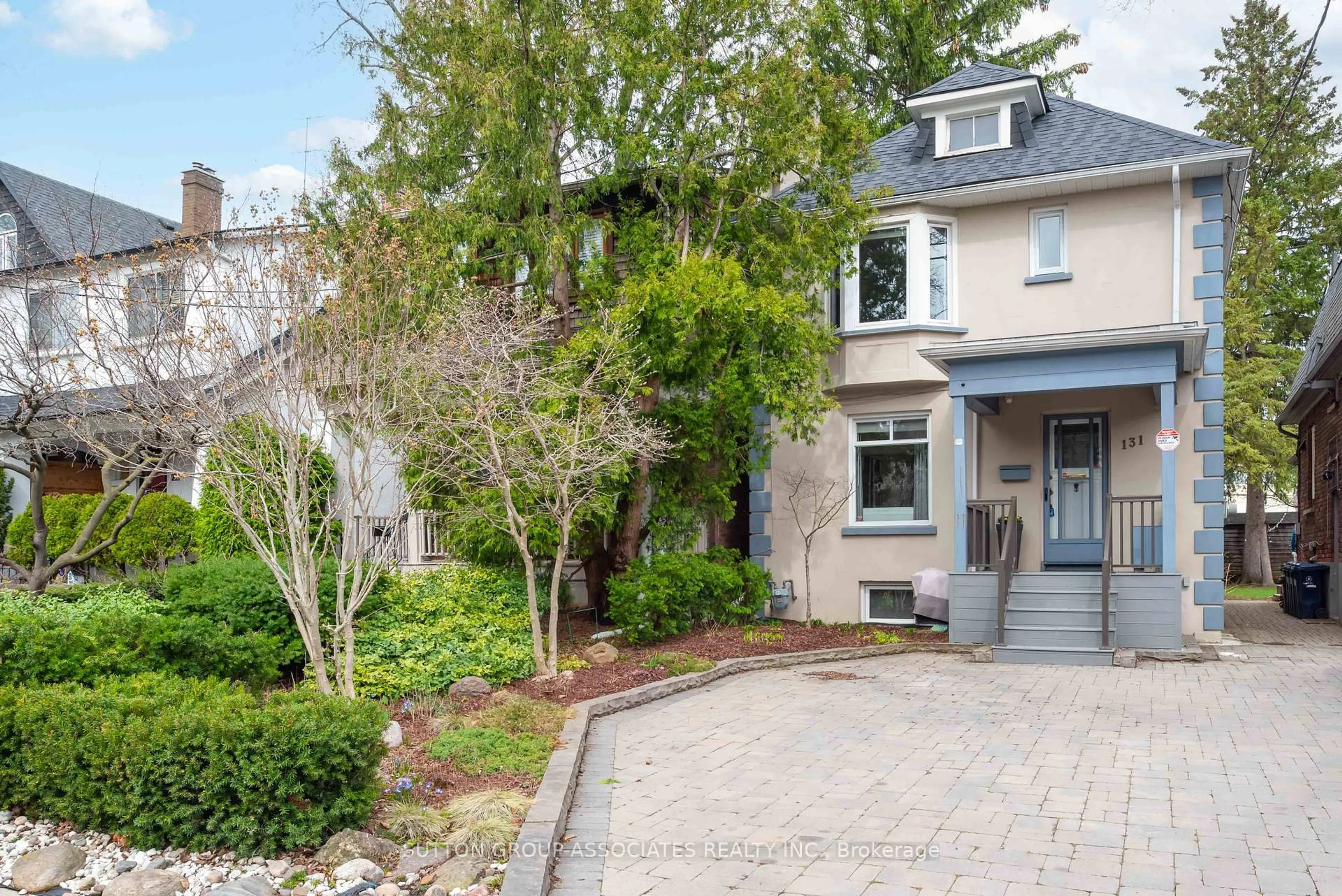 Unknown for 131 Pinewood Ave, Toronto Ontario M6C 2V4