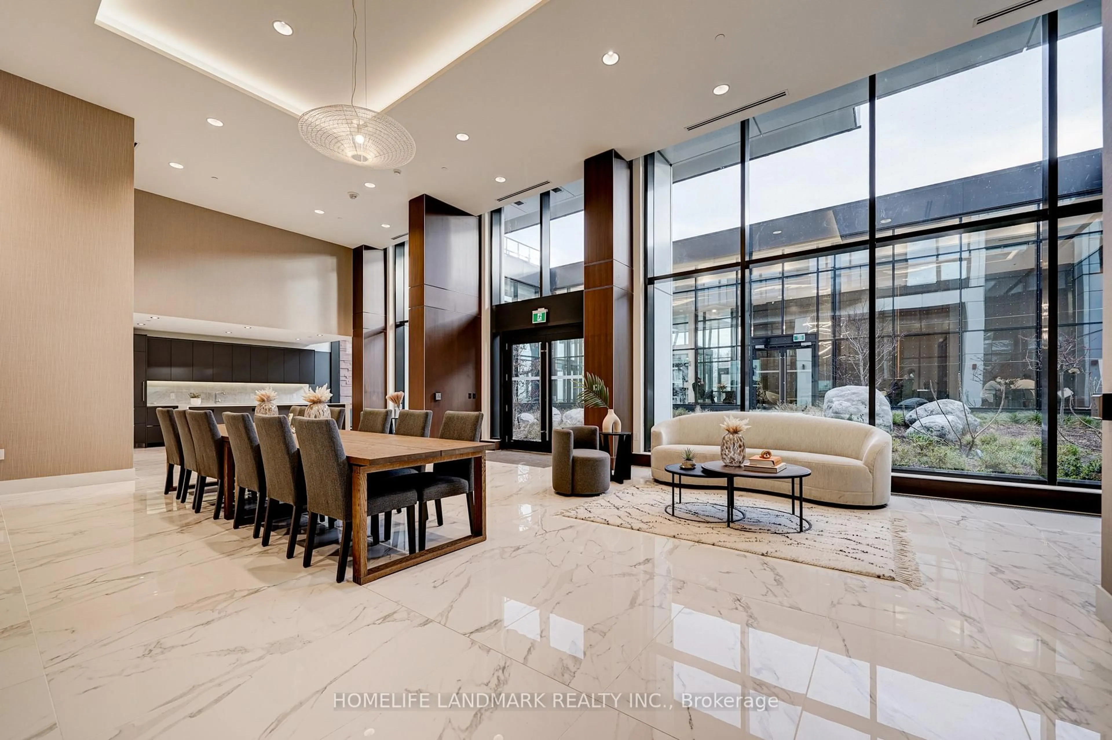 Unknown for 95 Mcmahon Dr #303, Toronto Ontario M2K 0H2