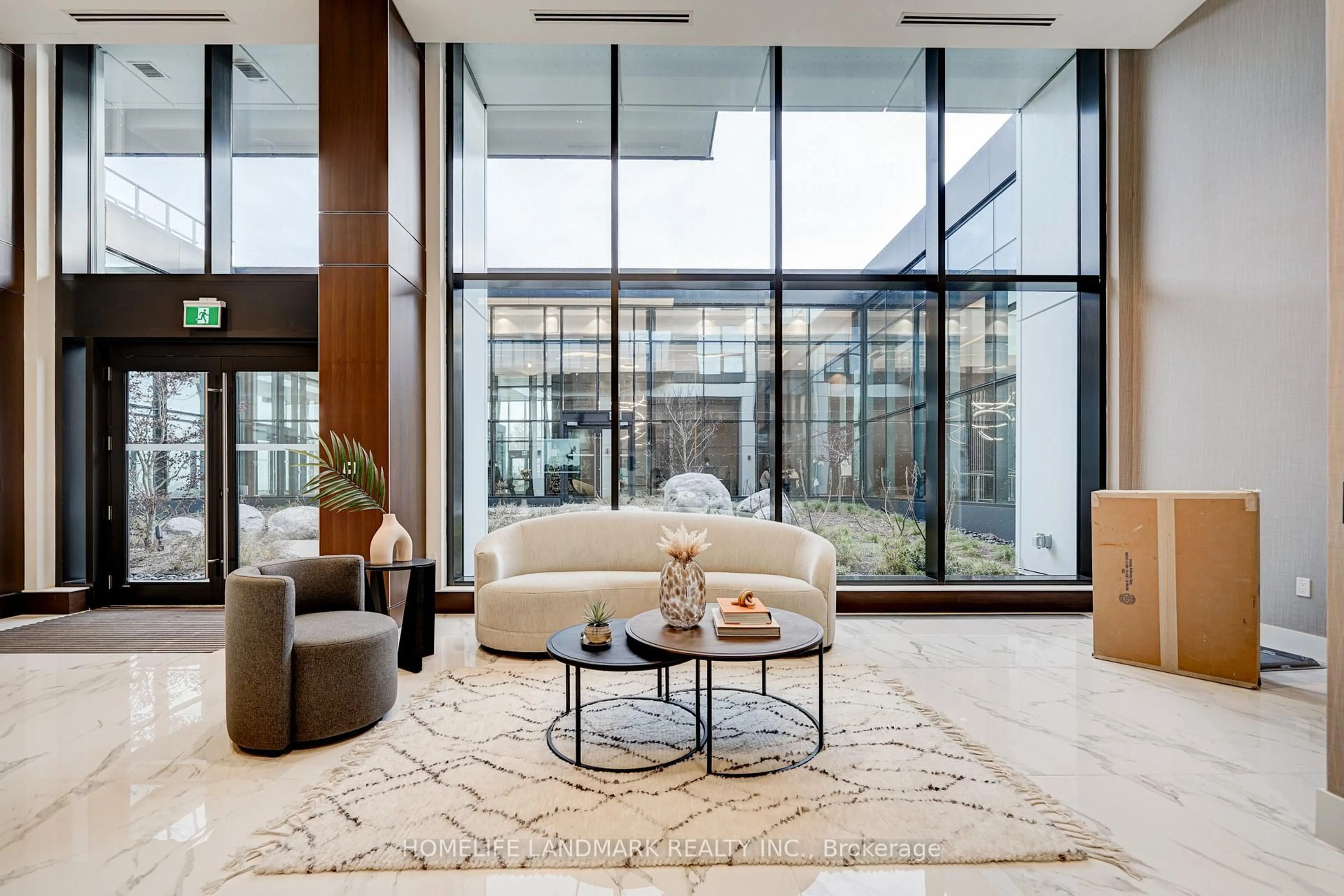 Unknown for 95 Mcmahon Dr #303, Toronto Ontario M2K 0H2