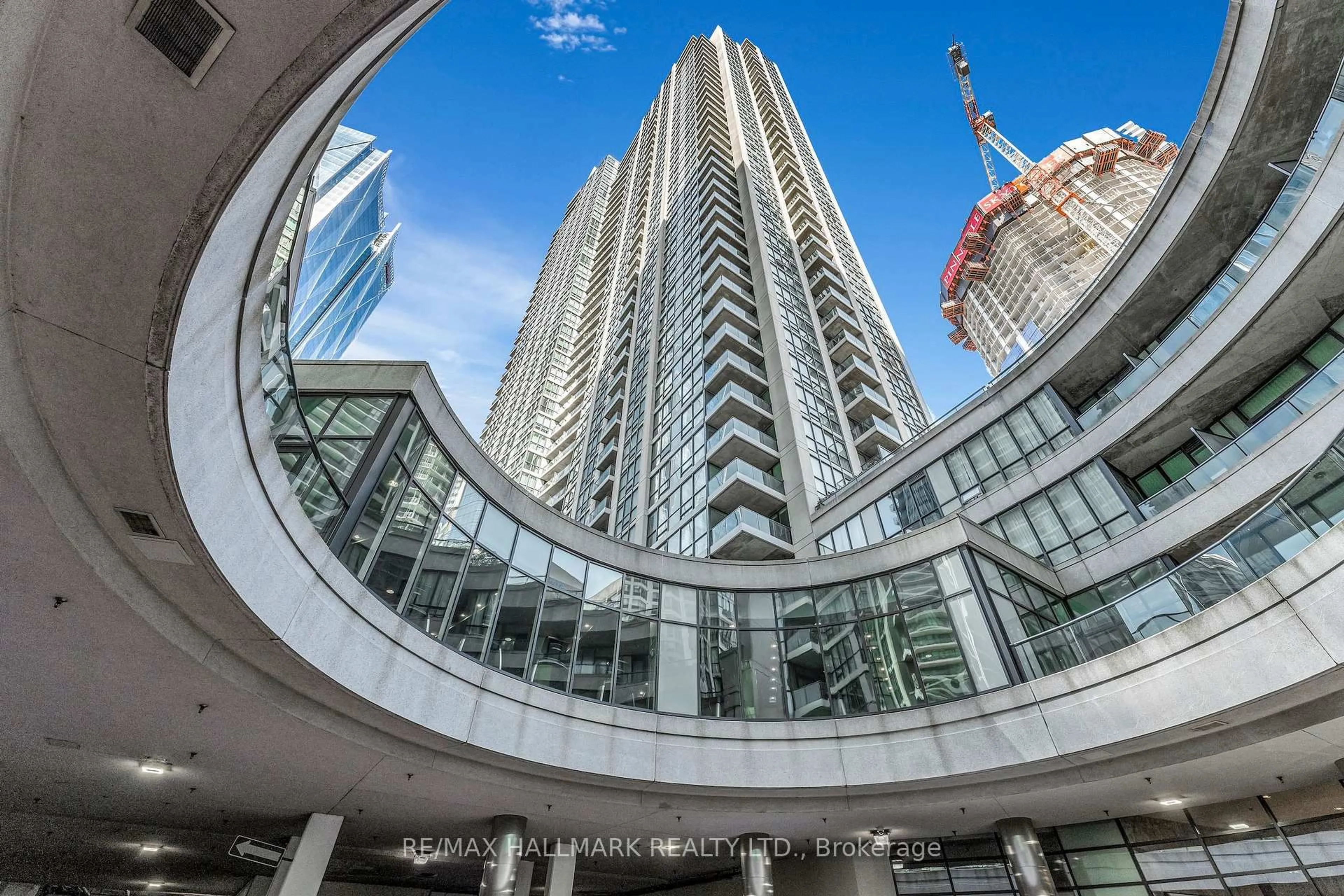 Indoor foyer for 16 Yonge St #1908, Toronto Ontario M5E 2A1