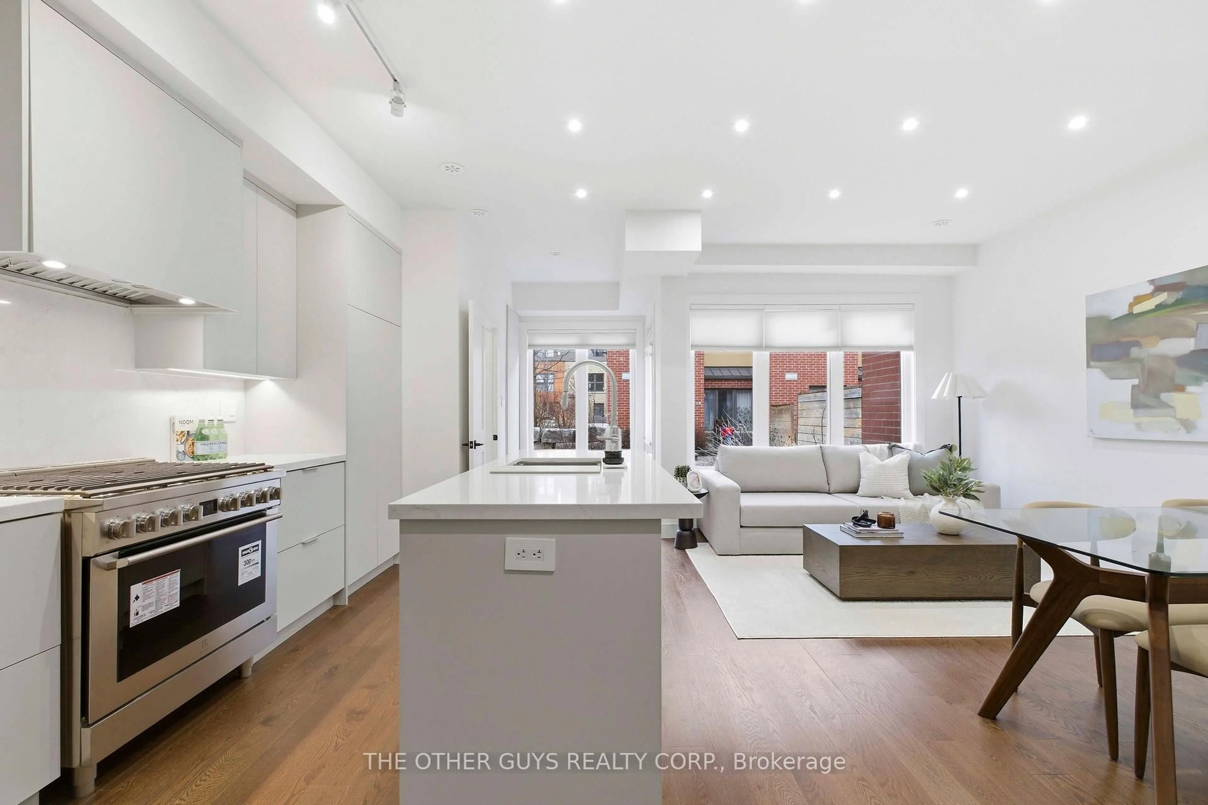 Open concept kitchen, unknown for 9R Clintwood Gate #18, Toronto Ontario M3A 0A8