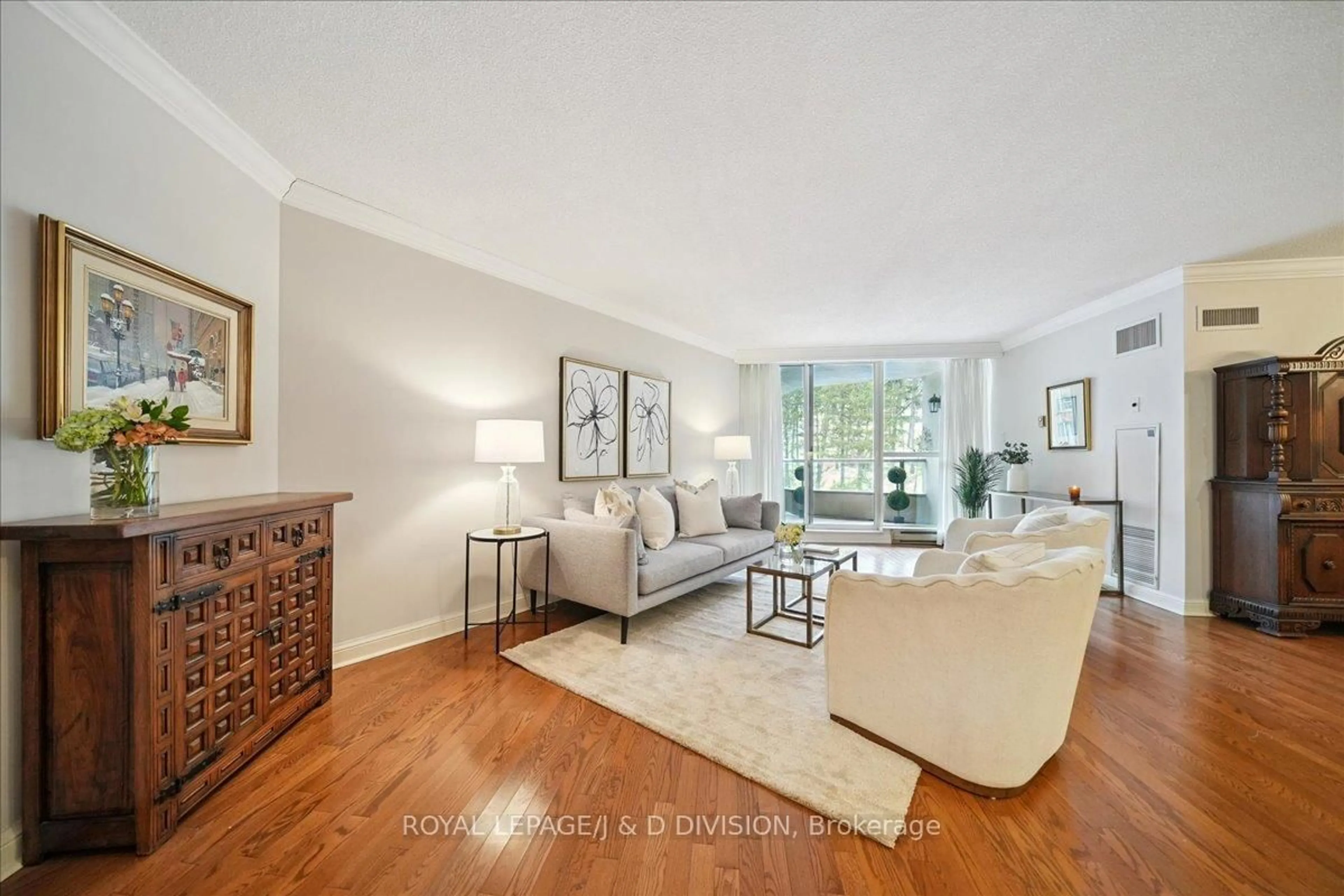 Living room with furniture, unknown for 3800 Yonge St #507, Toronto Ontario M4N 3P7