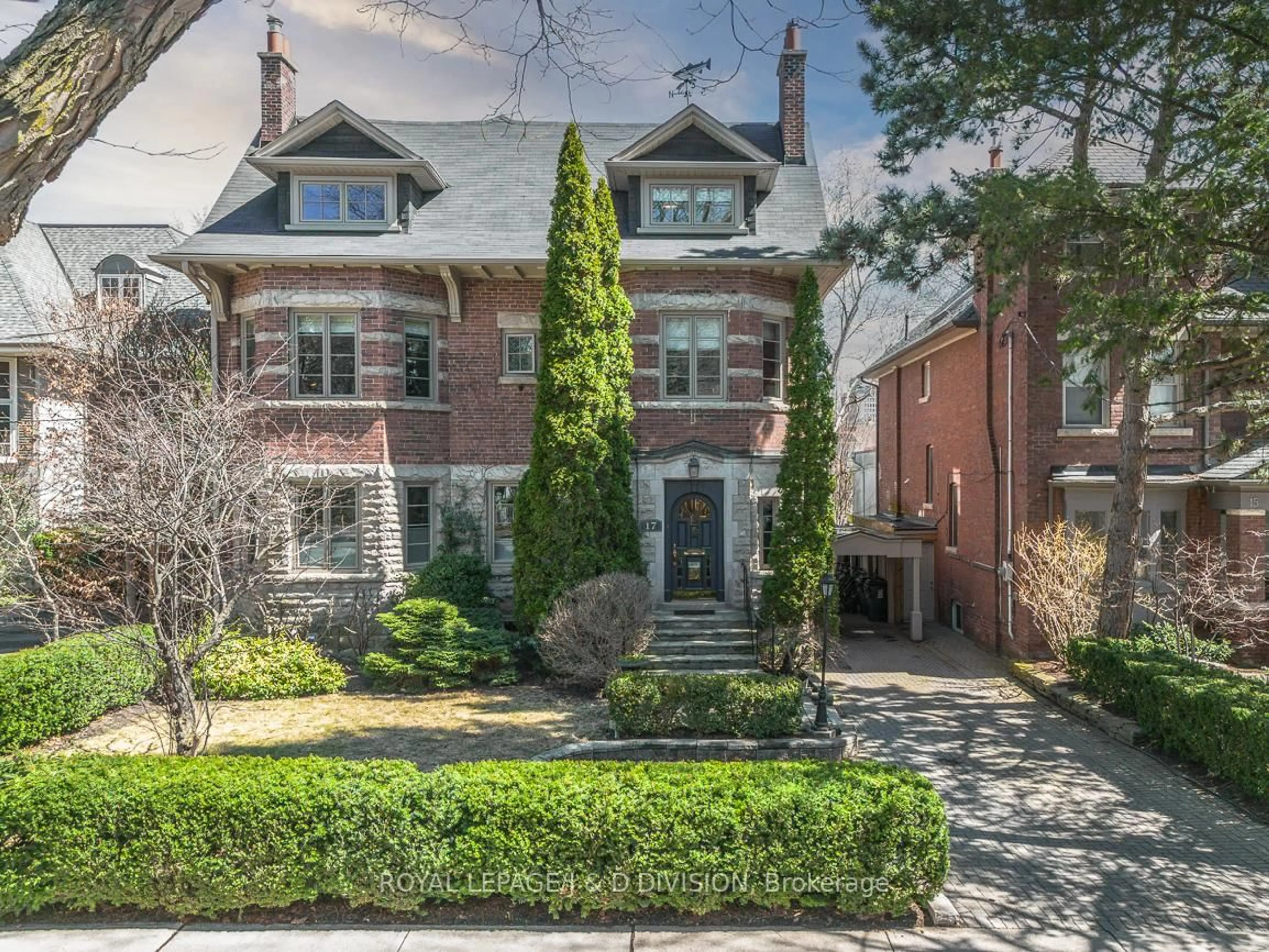 Home with brick exterior material, street for 17 Parkwood Ave, Toronto Ontario M4V 2W9