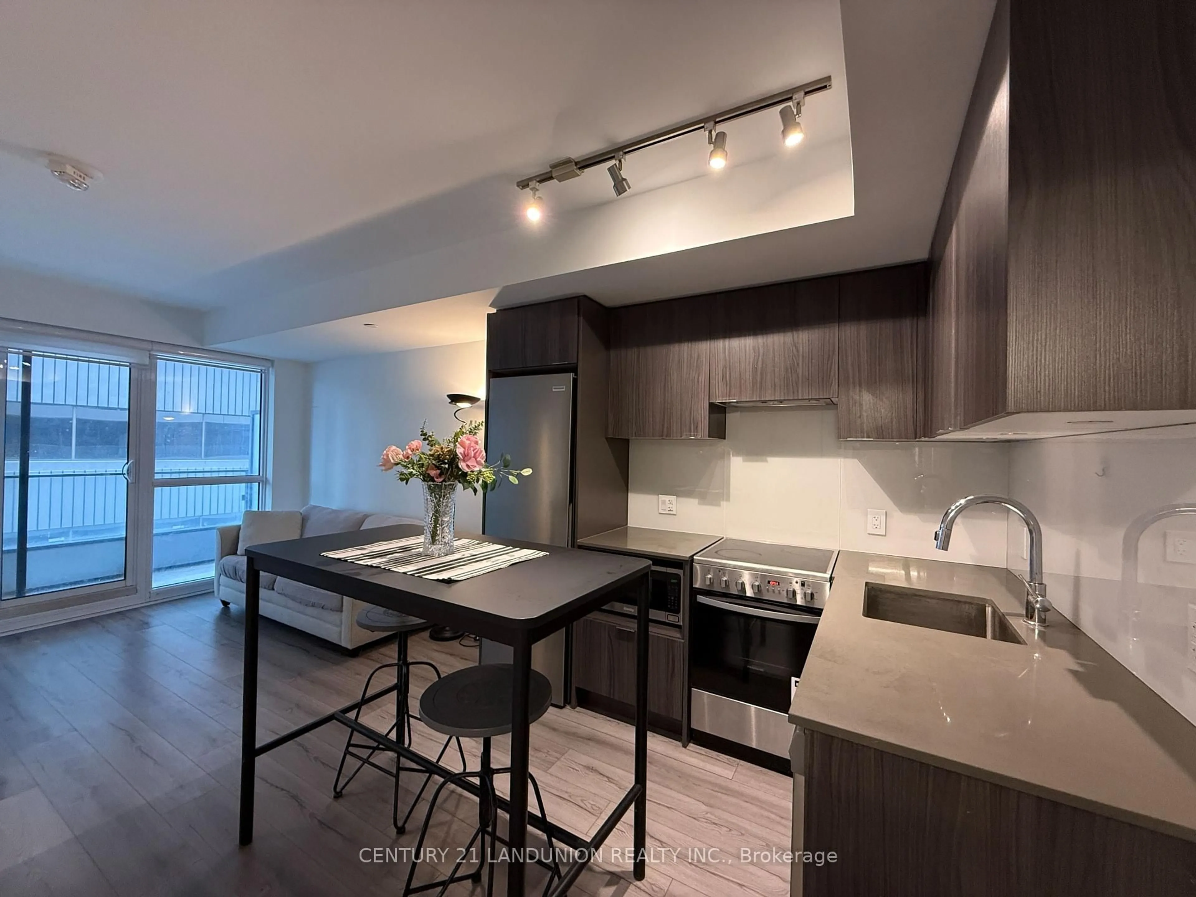 Open concept kitchen, unknown for 395 Bloor St #1603, Toronto Ontario M4W 0B4