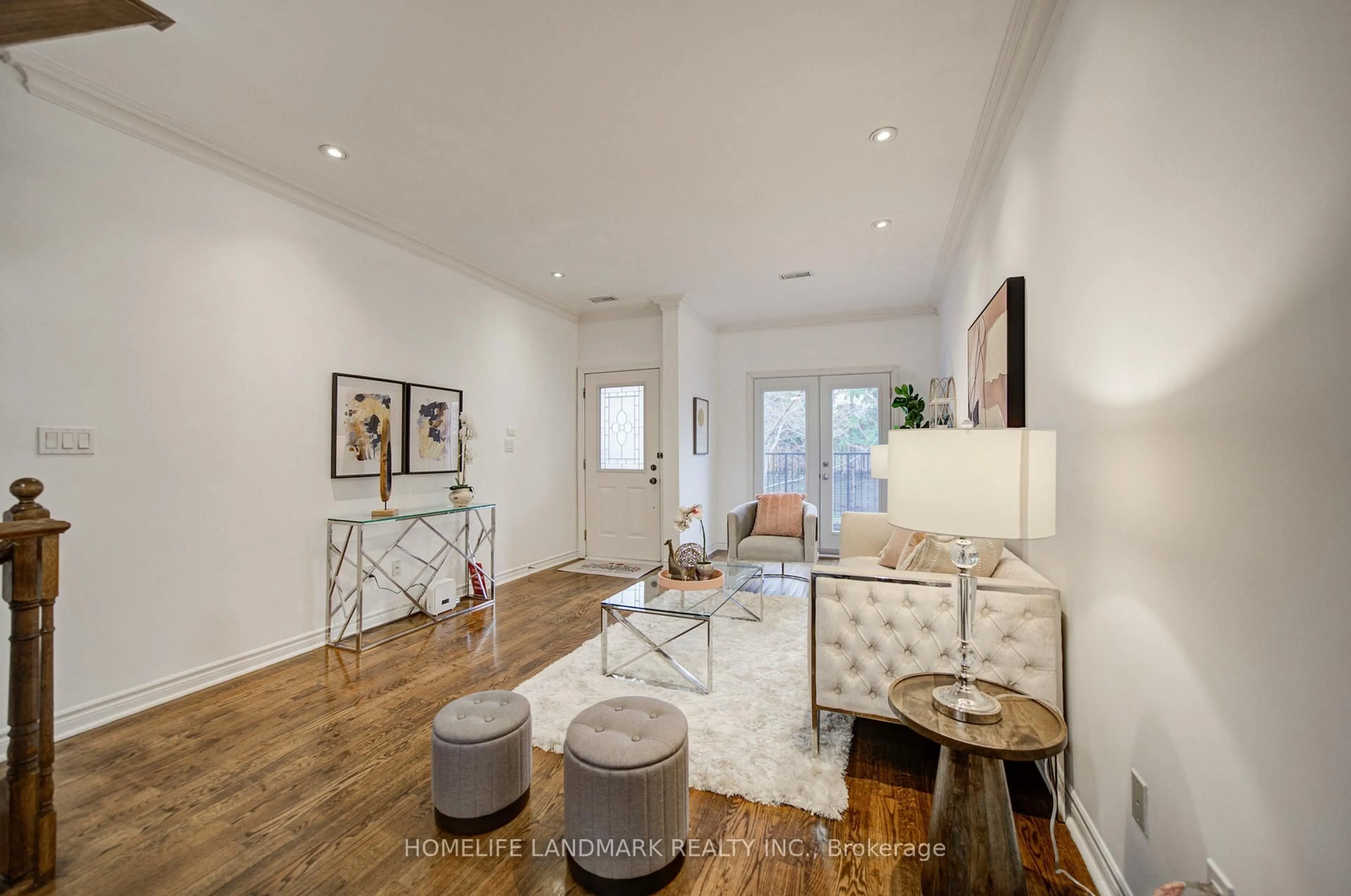 Living room with furniture, unknown for 11 Humphrey Gate, Toronto Ontario M3C 4B8