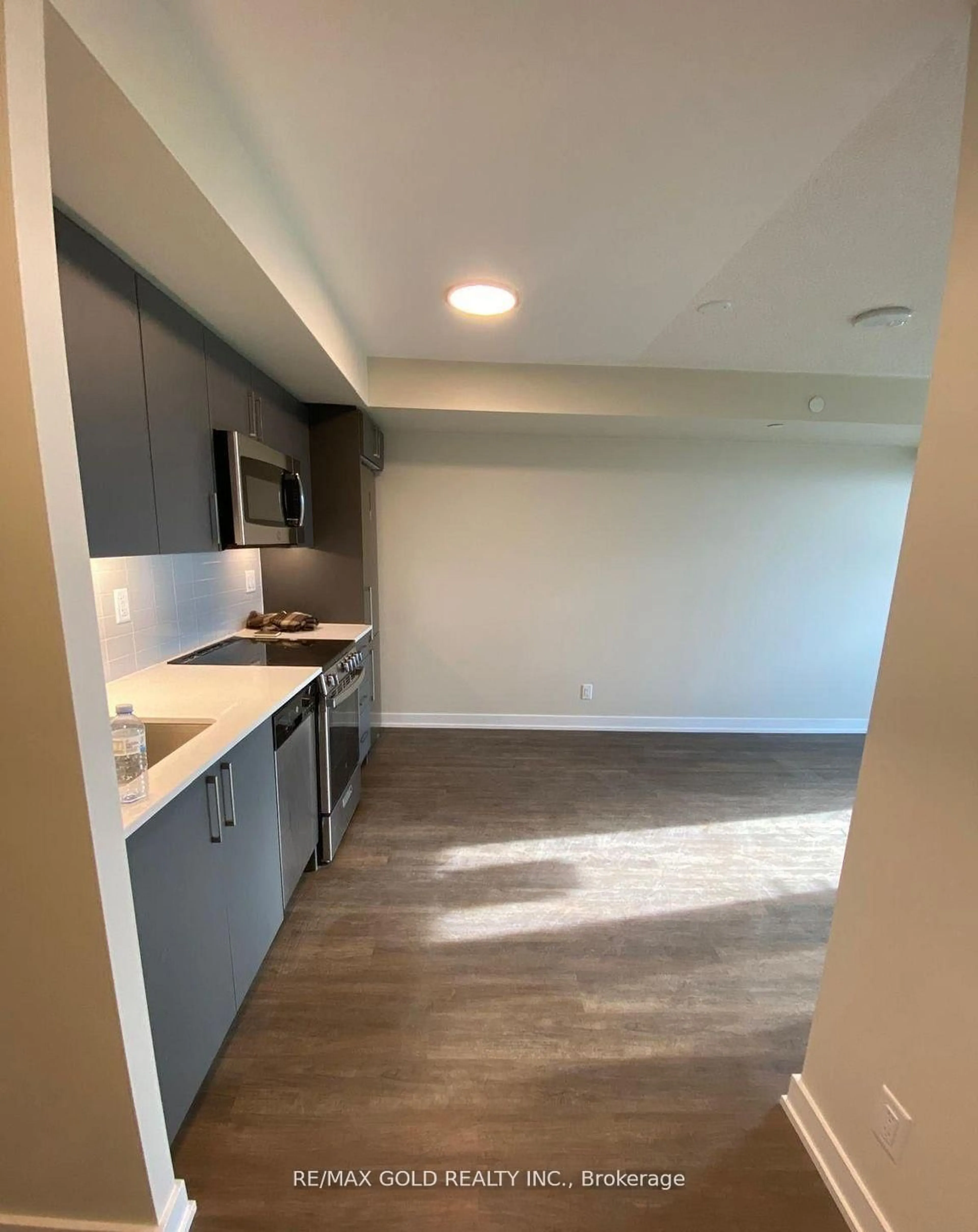 Unknown for 38 Monte Kwinter Crt #515, Toronto Ontario M3H 0E2