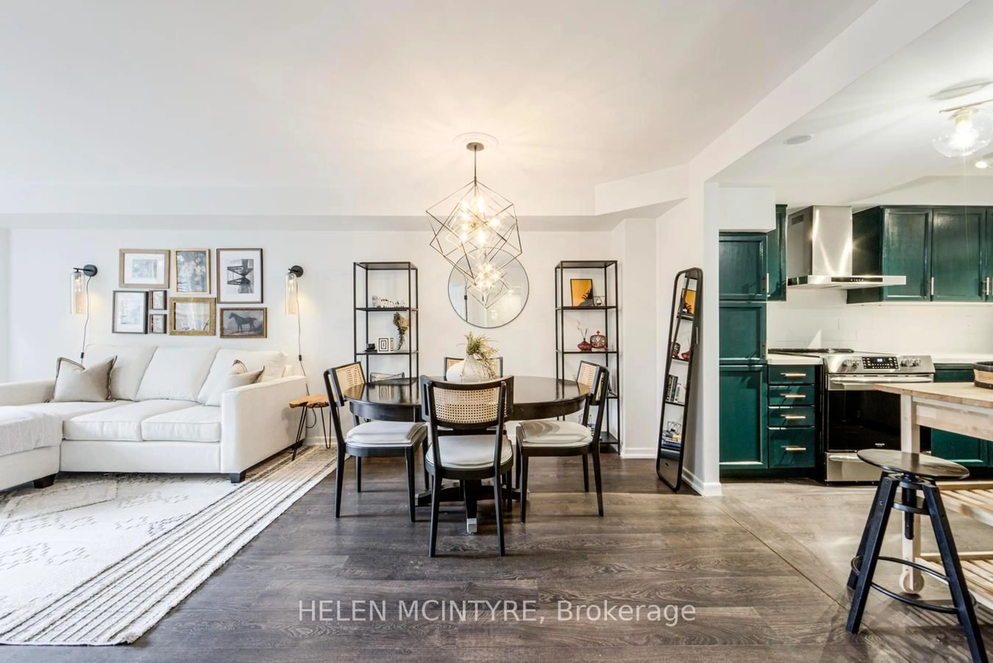 Open concept kitchen, wood/laminate floor for 955 Millwood Rd #222, Toronto Ontario M4G 4E3