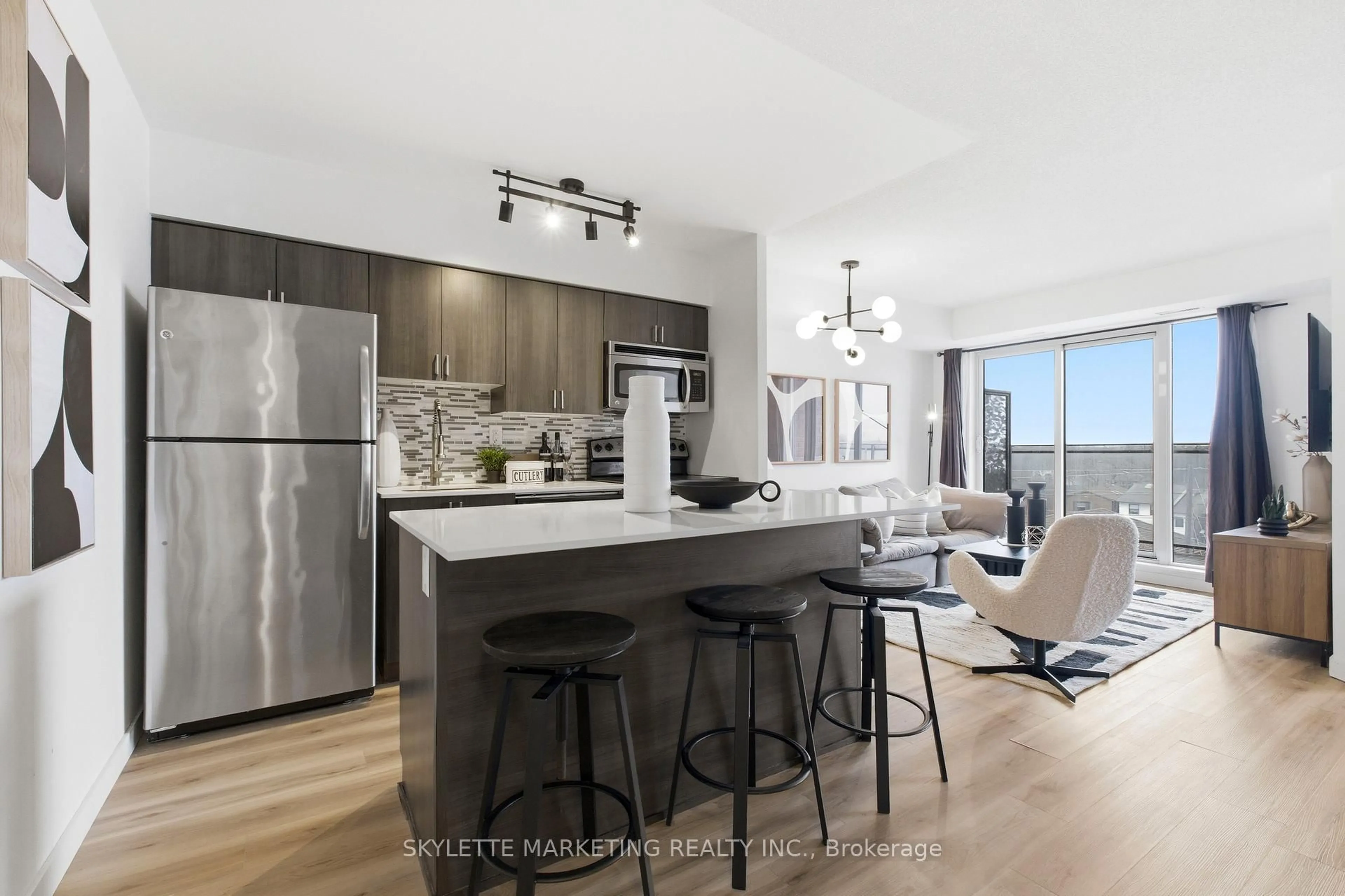 Open concept kitchen, unknown for 801 Sheppard Ave #701, Toronto Ontario M3H 0A8