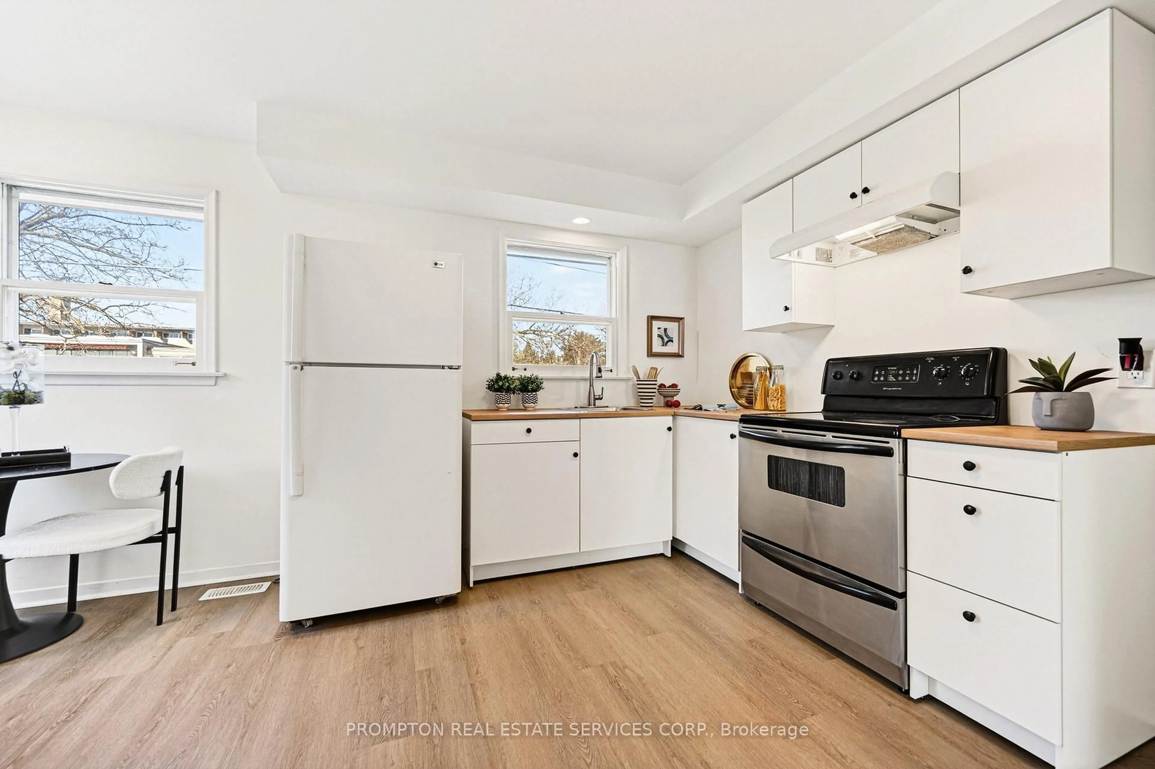 Unknown for 81 Maxome Ave, Toronto Ontario M2M 3K2