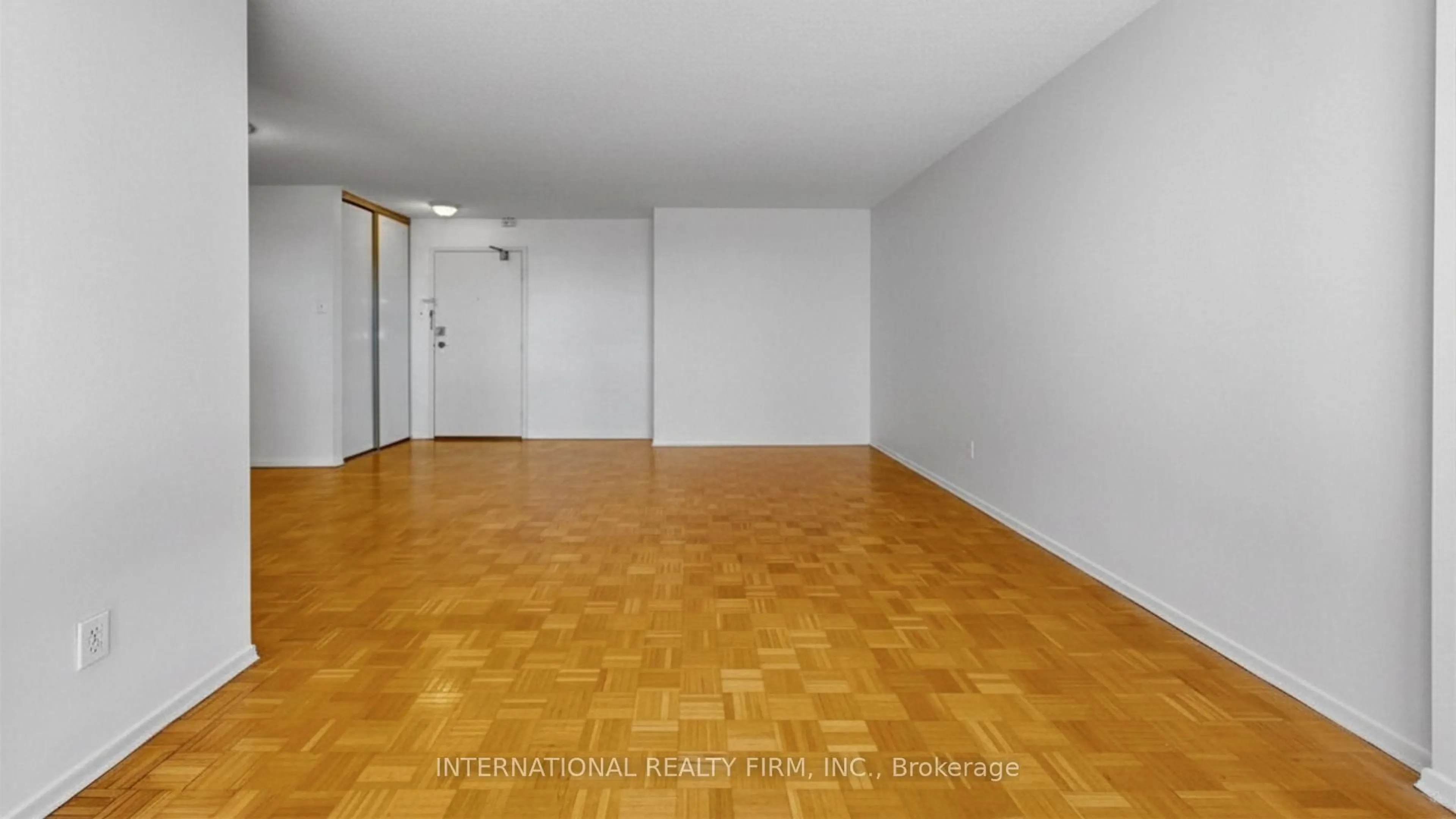 A pic of a room for 89 McCaul St #715, Toronto Ontario M5T 2X3