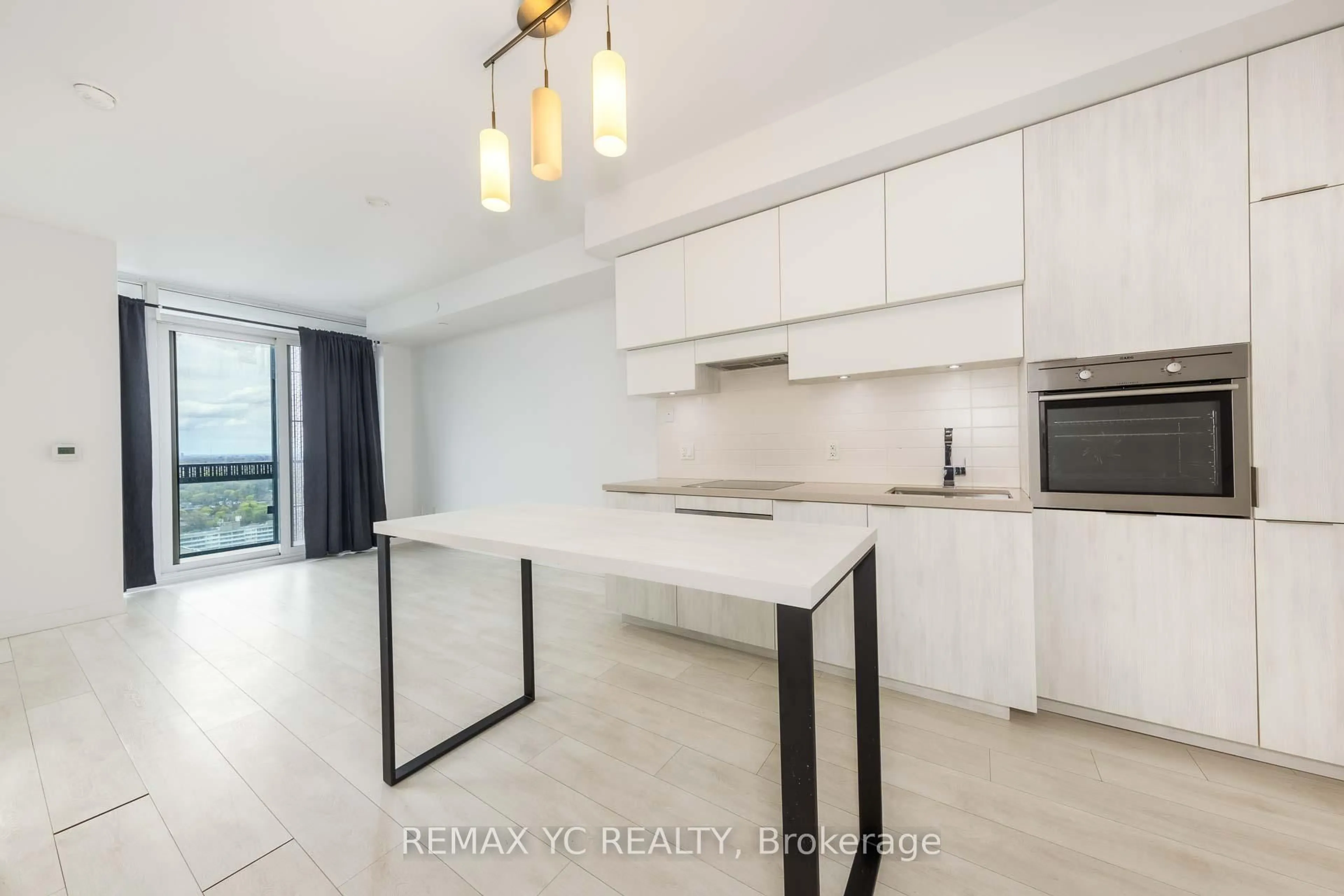 Open concept kitchen, unknown for 8 Eglinton Ave #2206, Toronto Ontario M4P 0C1