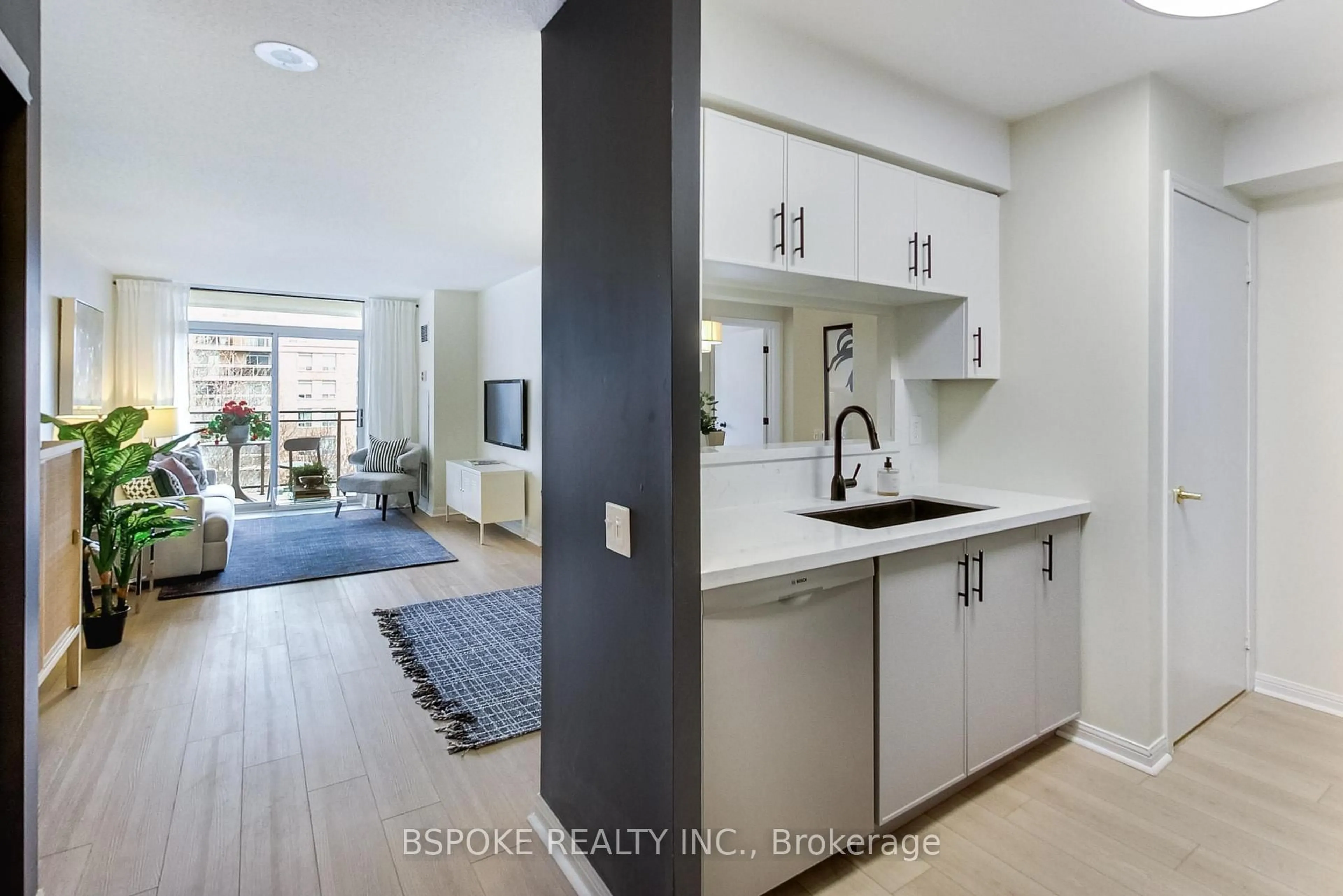 Open concept kitchen, ceramic/tile floor for 650 Lawrence Ave #509, Toronto Ontario M6A 3E8