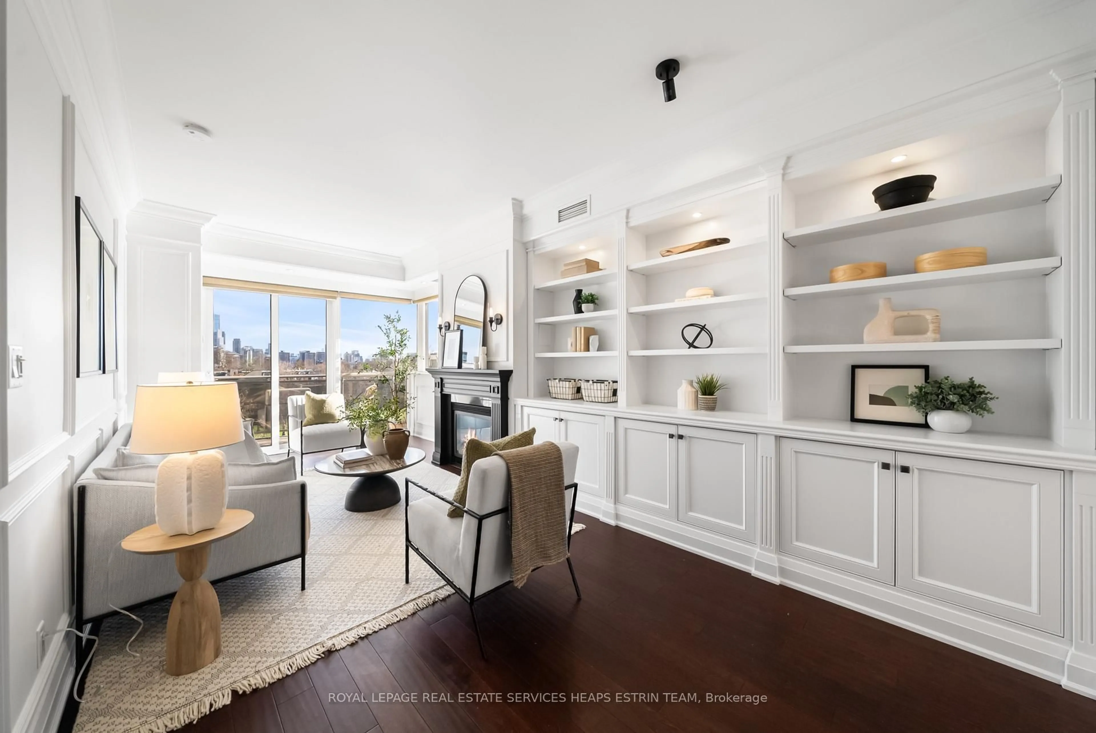 Living room with furniture, unknown for 1430 Yonge St #509, Toronto Ontario M4T 1Y6