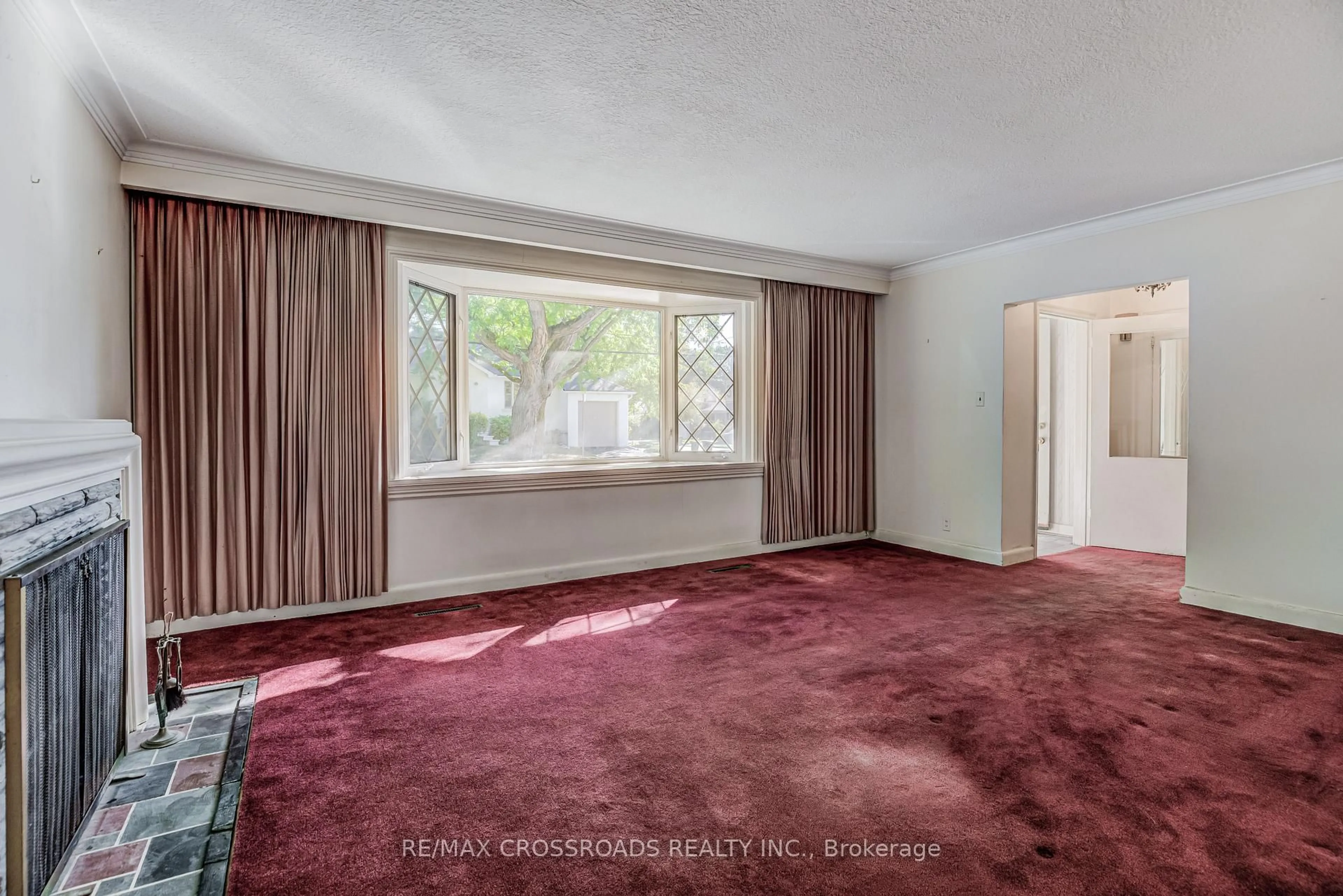 A pic of a room for 156 Florence Ave, Toronto Ontario M2N 1G4