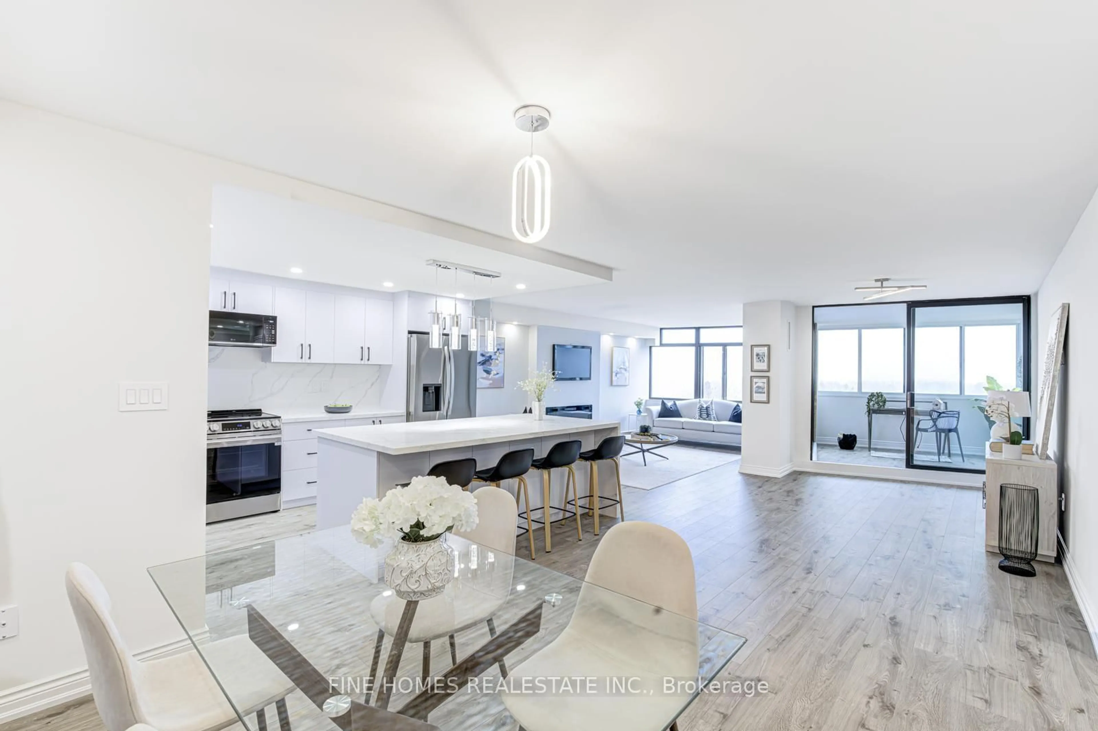 Open concept kitchen, unknown for 1201 Steeles Ave #804, Toronto Ontario M2R 3K1