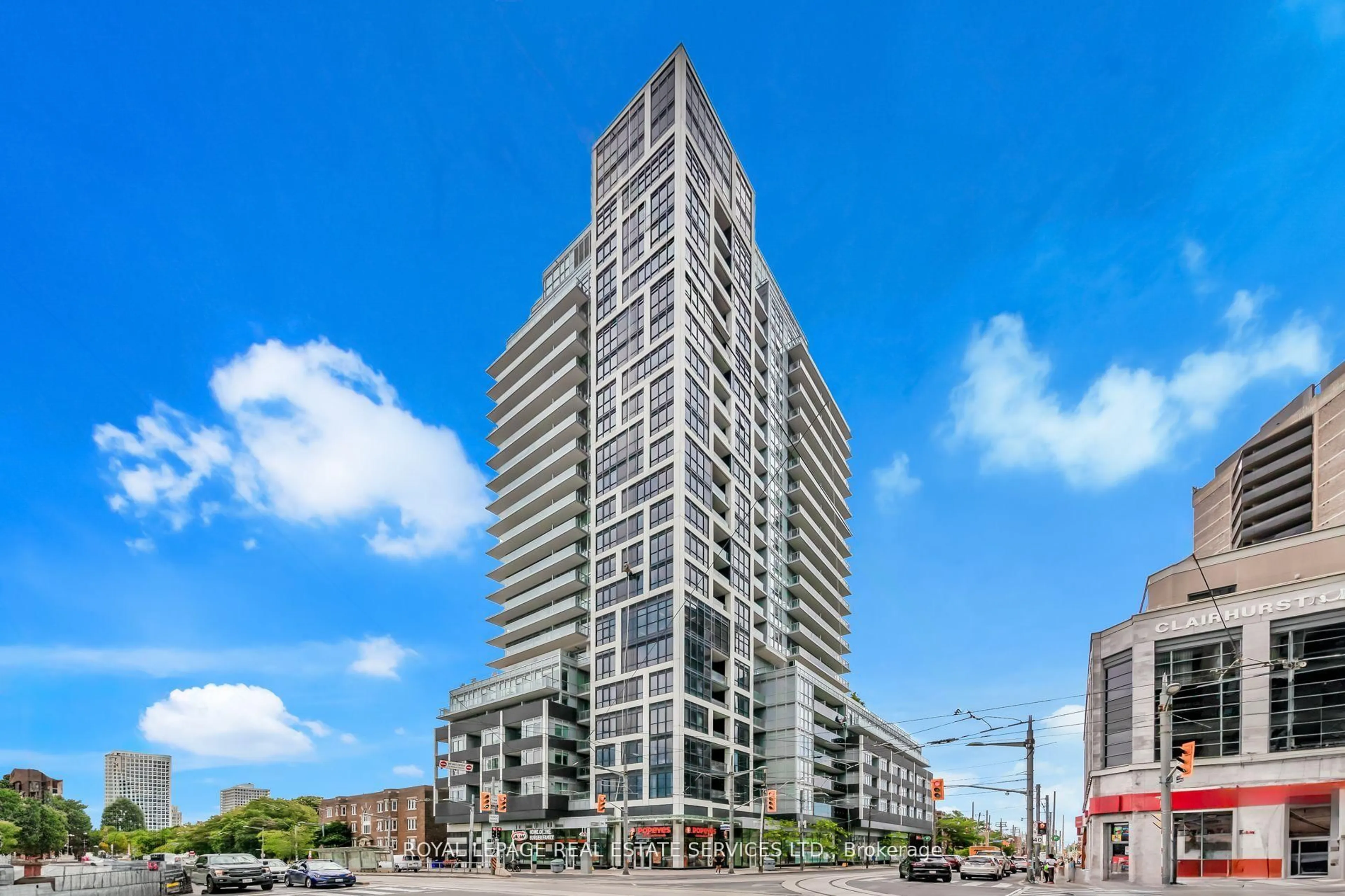 Unknown for 501 St Clair Ave #418, Toronto Ontario M5P 0A2